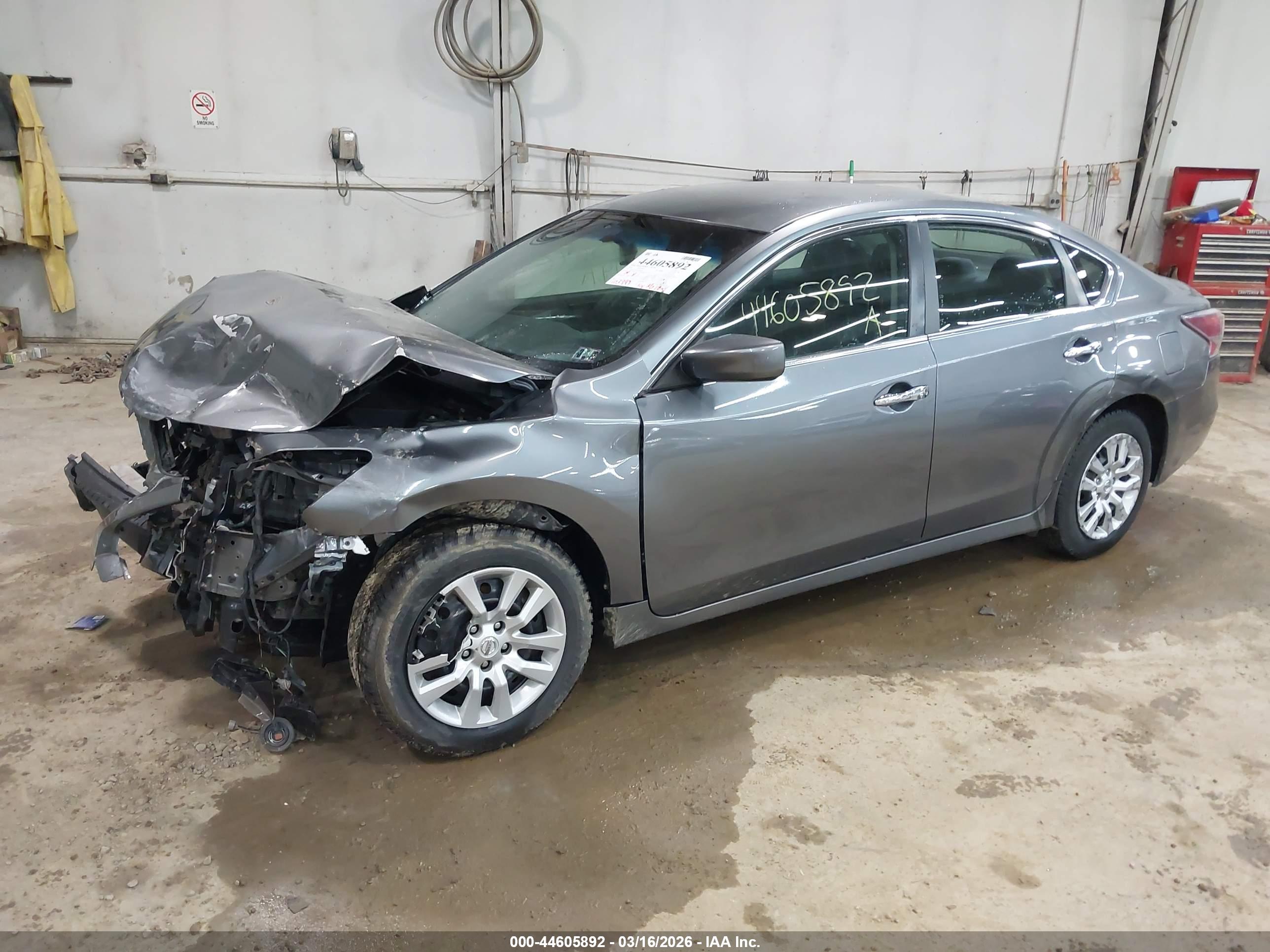 NISSAN ALTIMA image 2