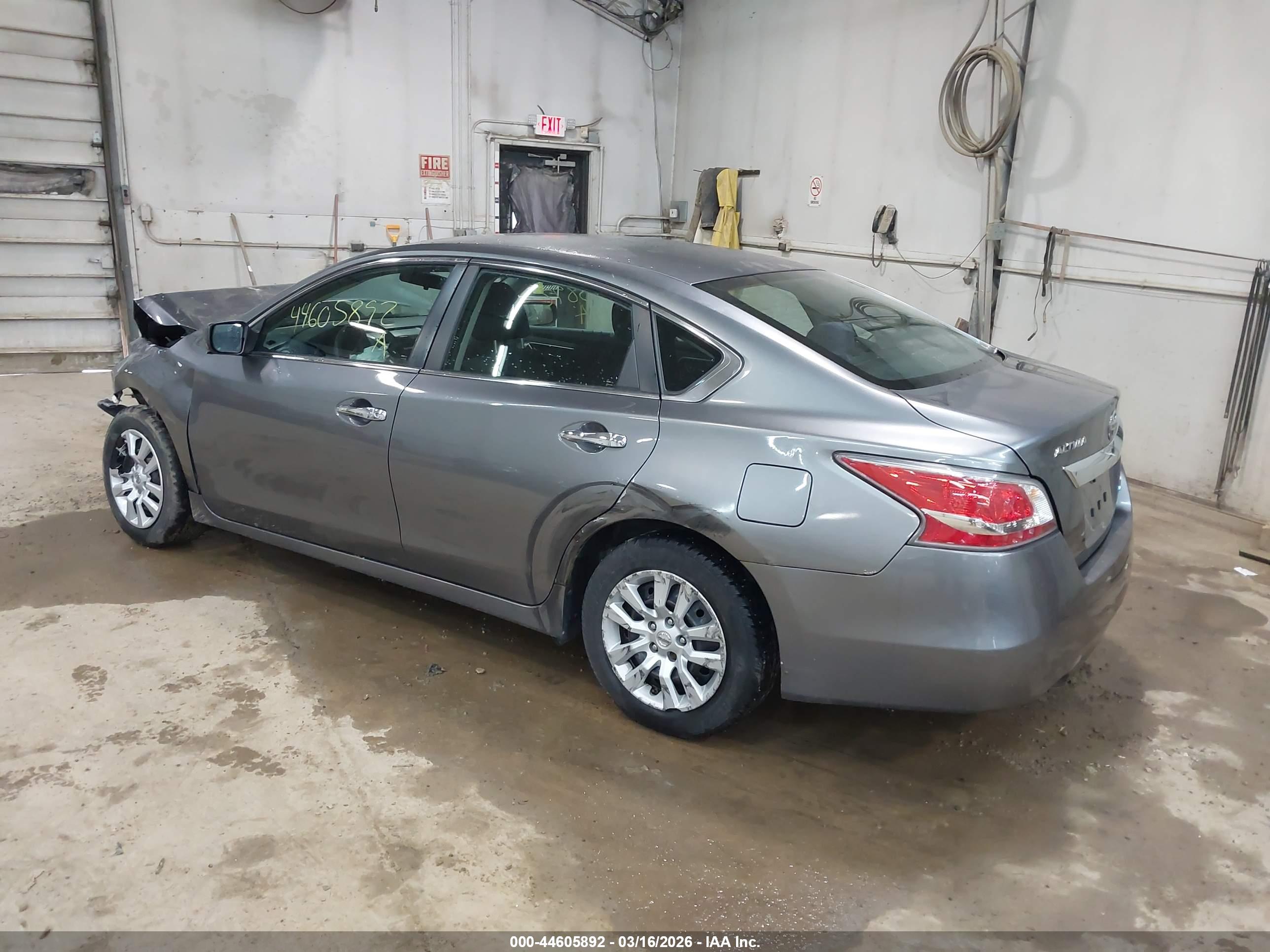 NISSAN ALTIMA image 3