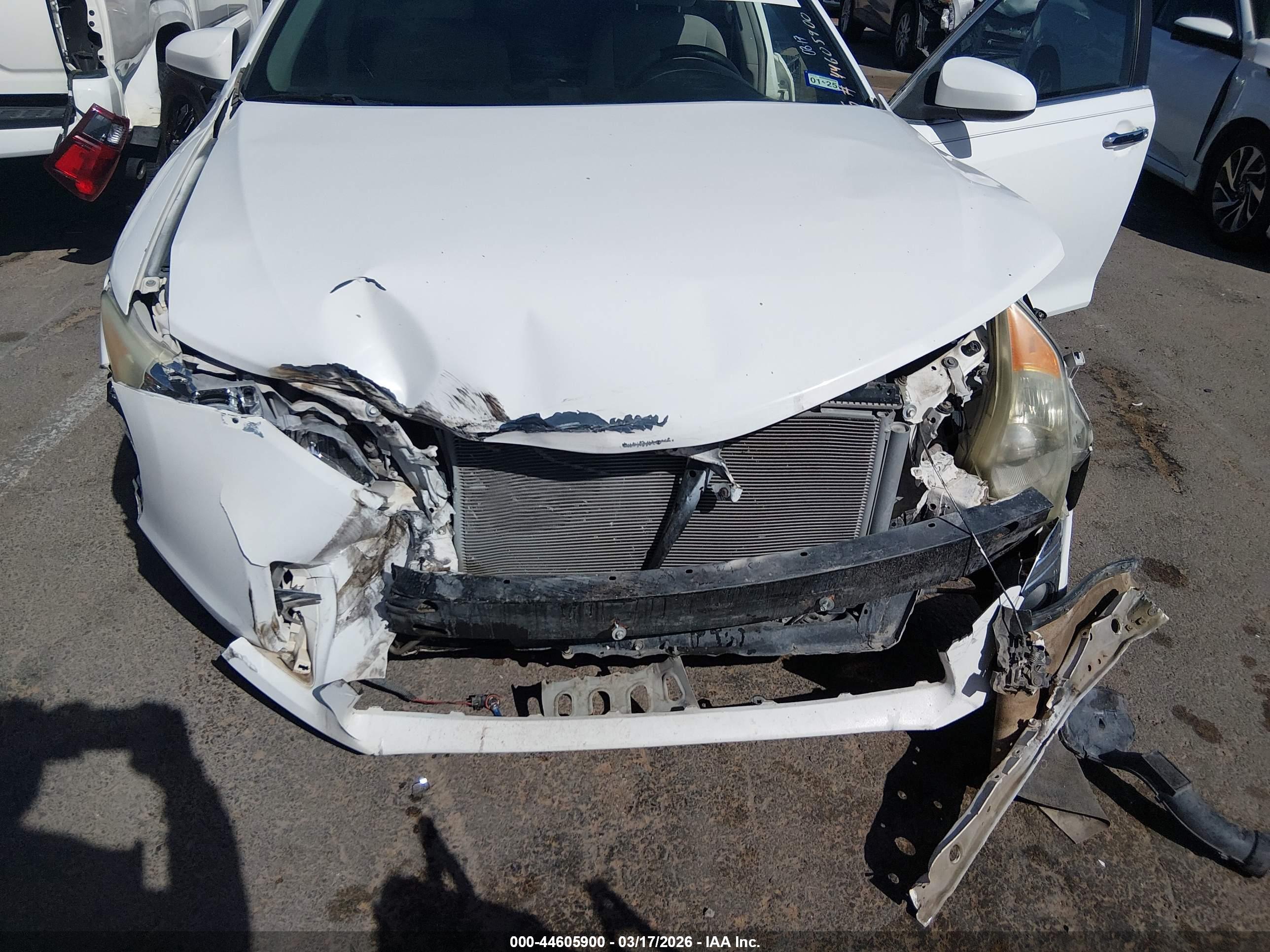 TOYOTA CAMRY image 6