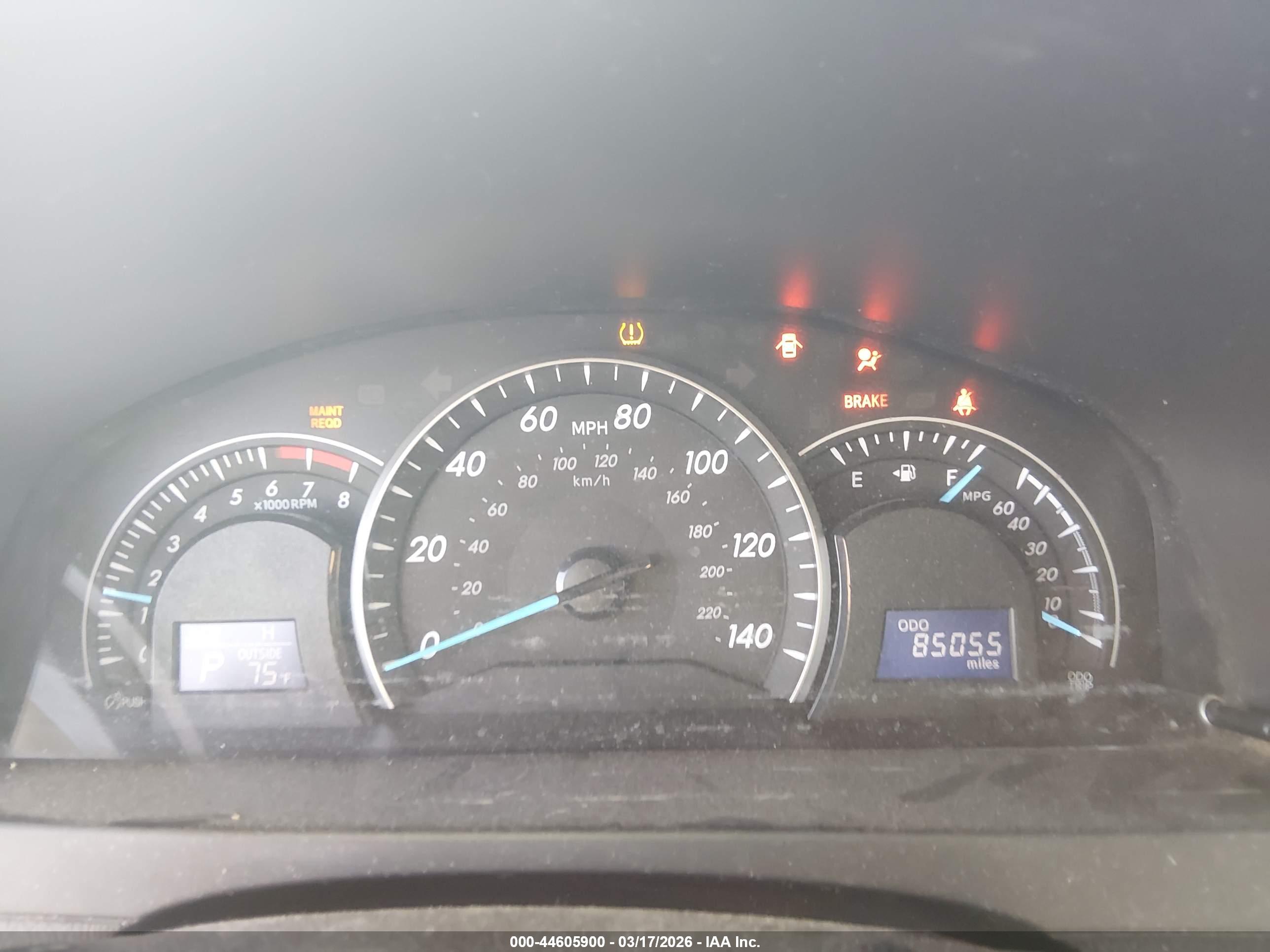 TOYOTA CAMRY image 7