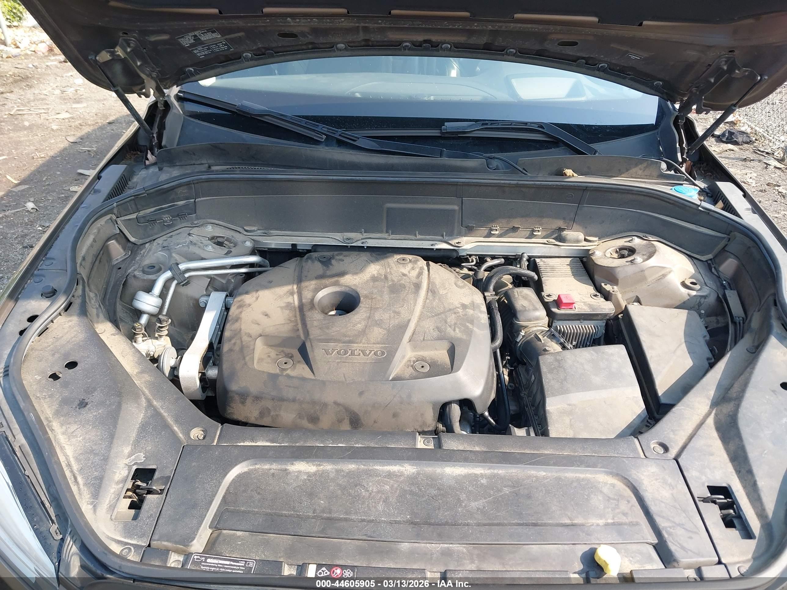 VOLVO XC90 image 10