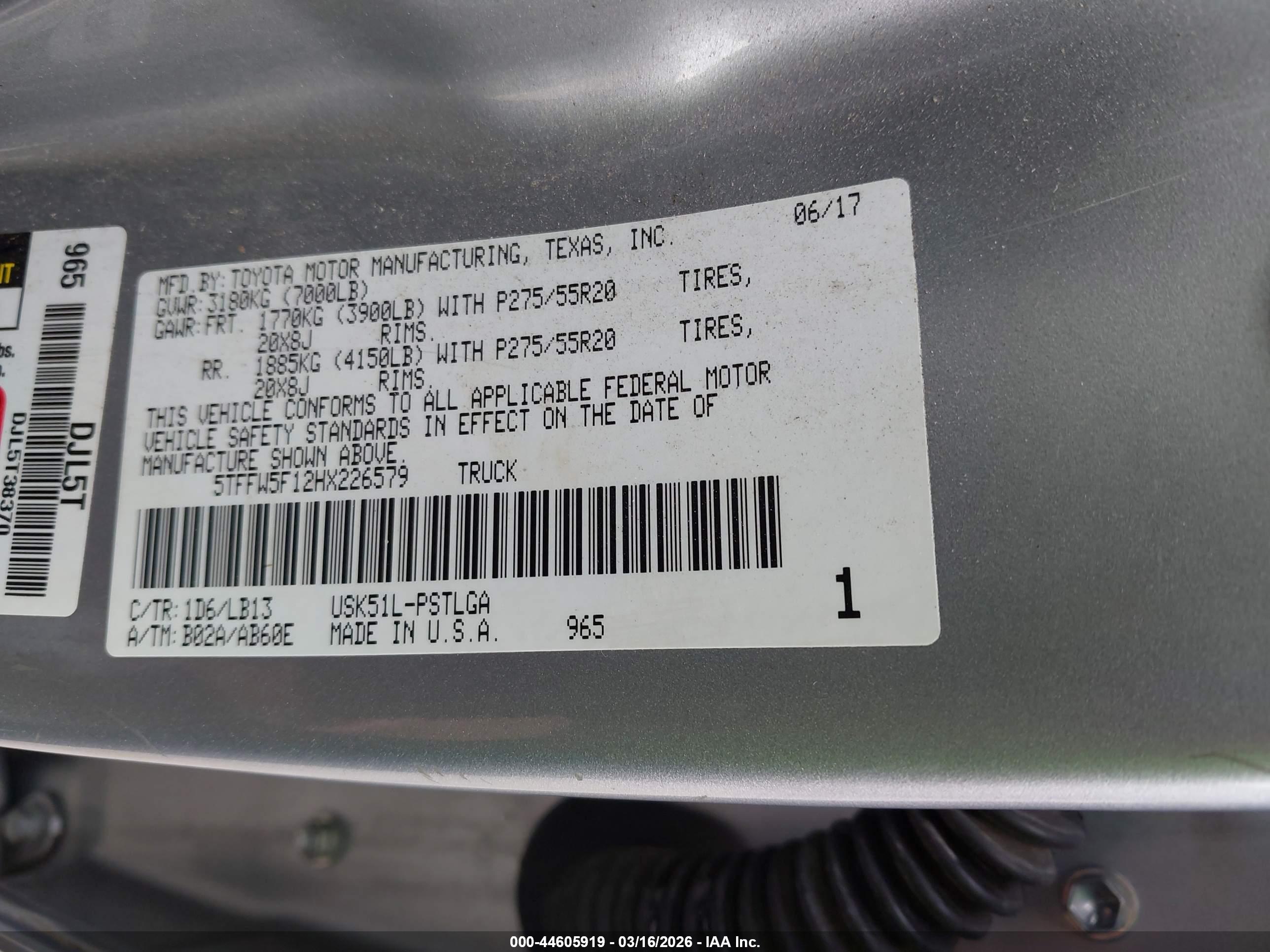 TOYOTA TUNDRA image 9