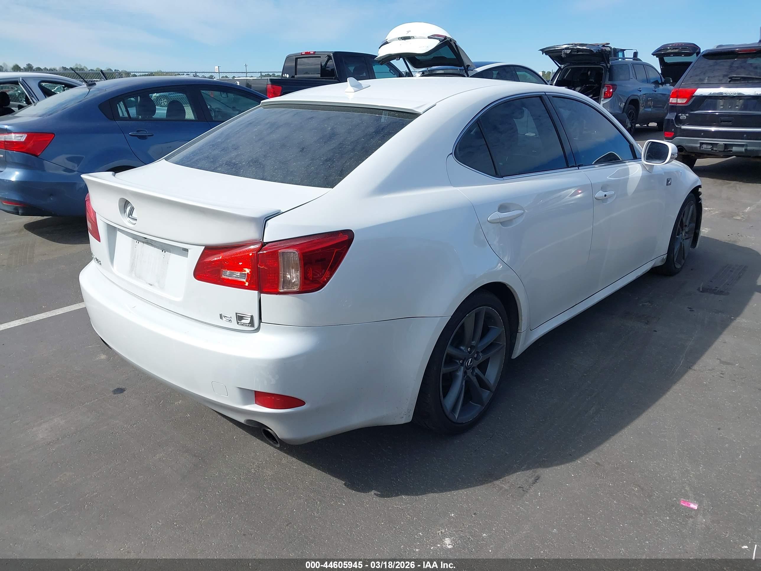 LEXUS IS image 4
