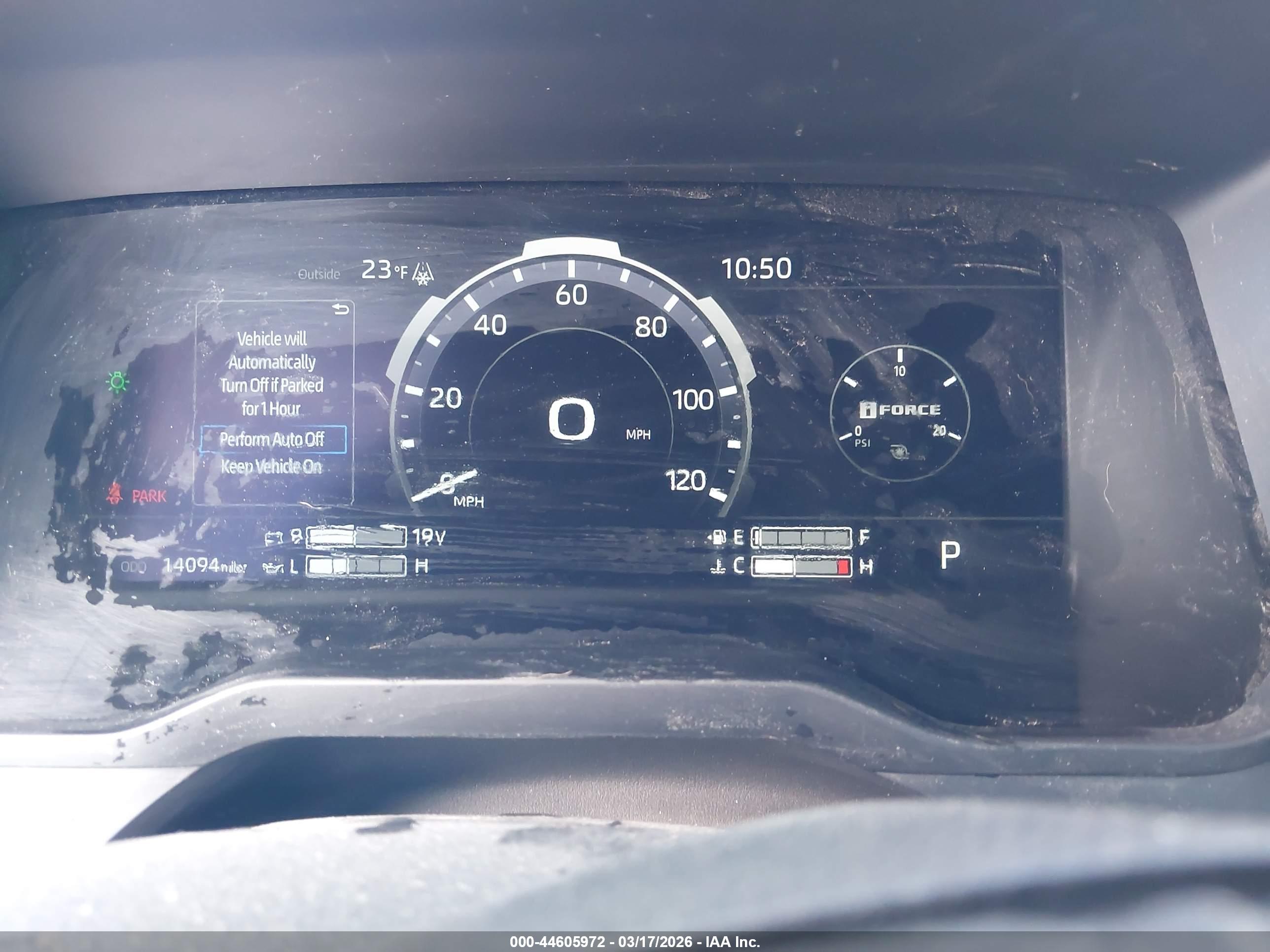 TOYOTA TUNDRA image 7