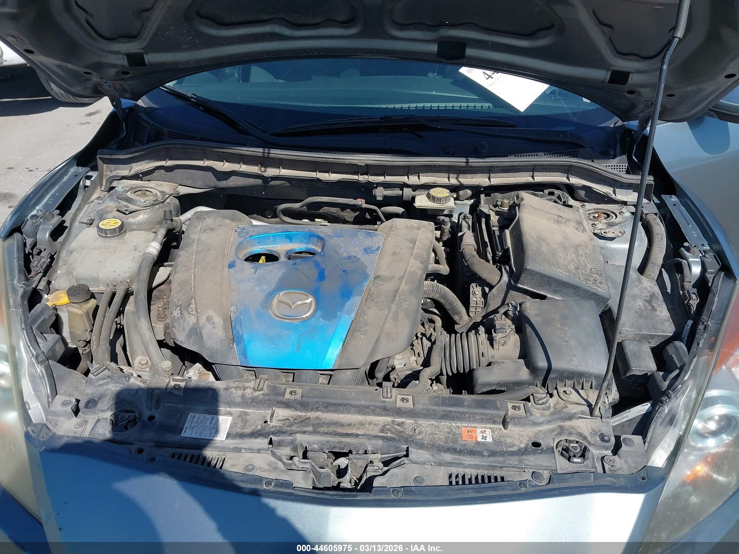 MAZDA MAZDA3 image 10