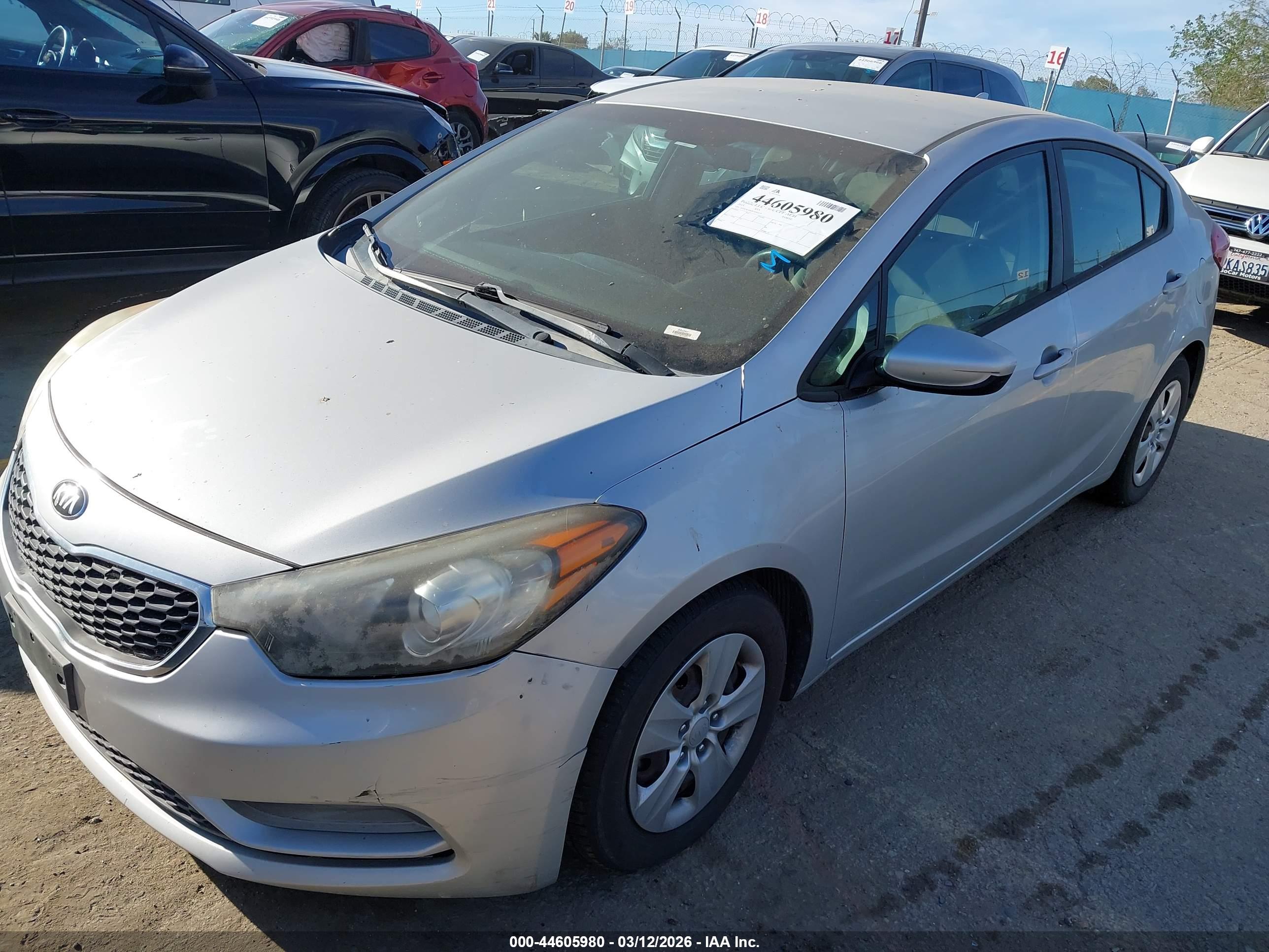 KIA FORTE image 2
