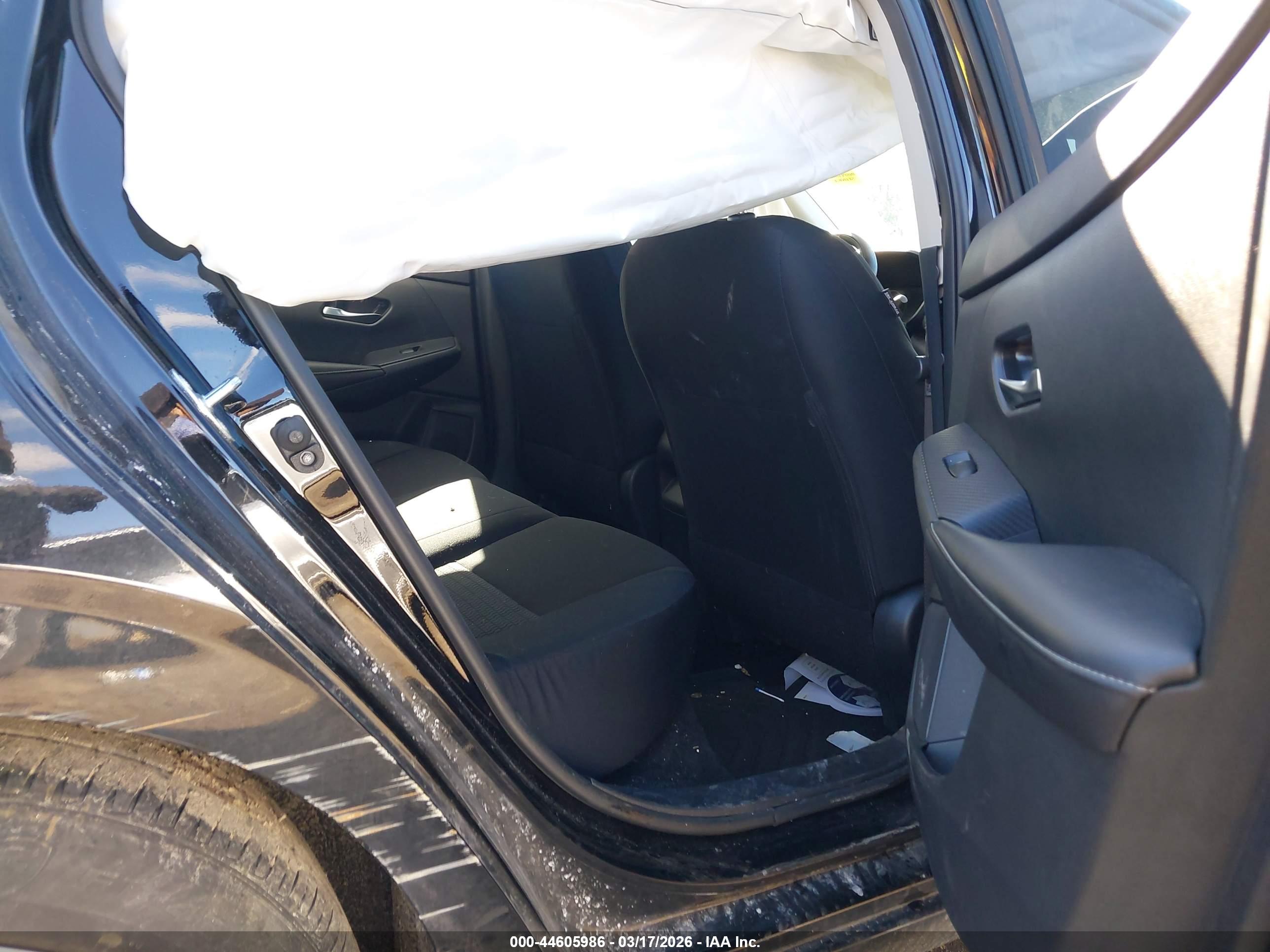 NISSAN SENTRA image 8
