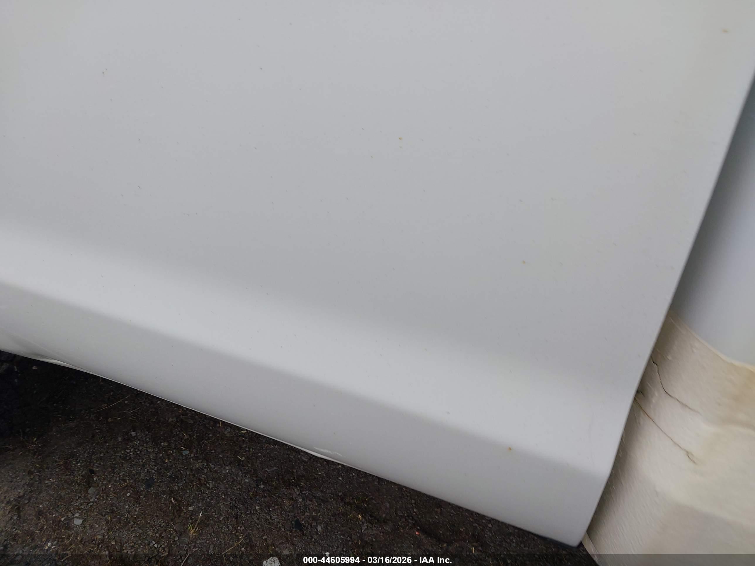 CHEVROLET SILVERADO image 8