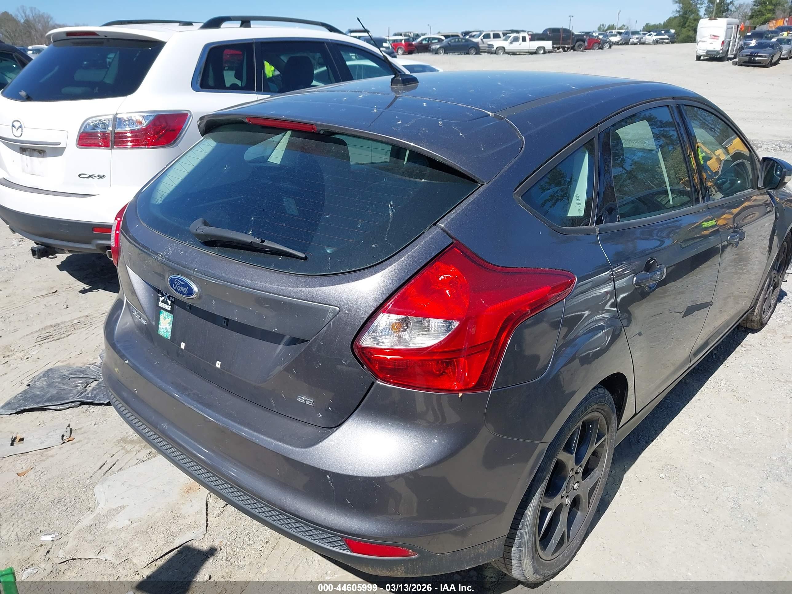 FORD FOCUS image 4
