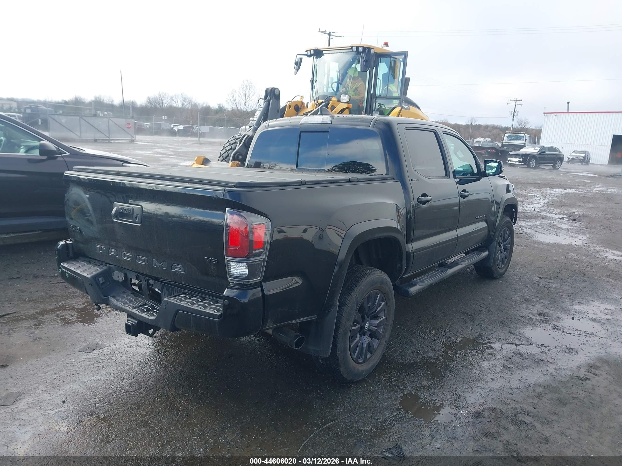 TOYOTA TACOMA image 4