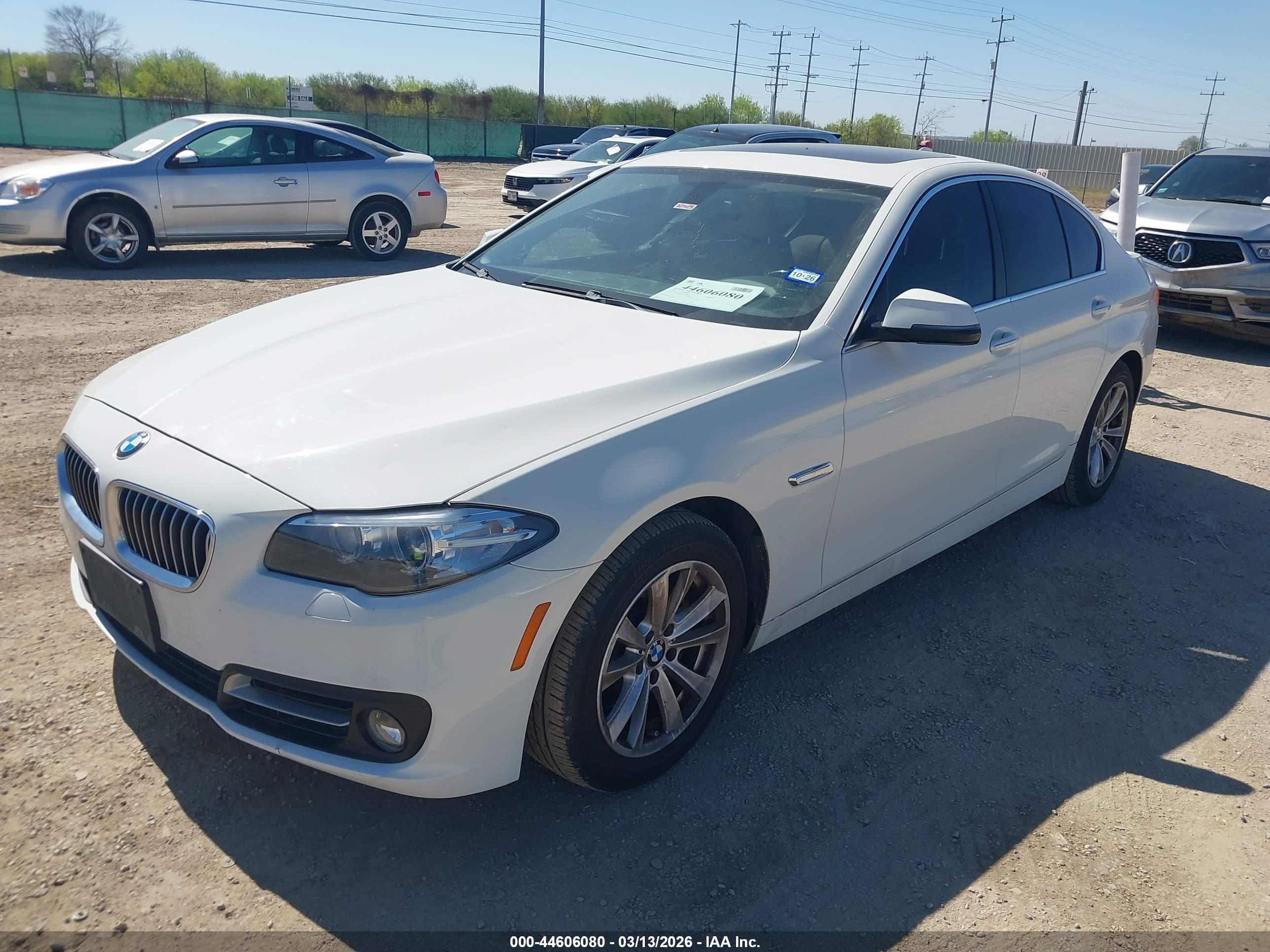 BMW 528I image 2