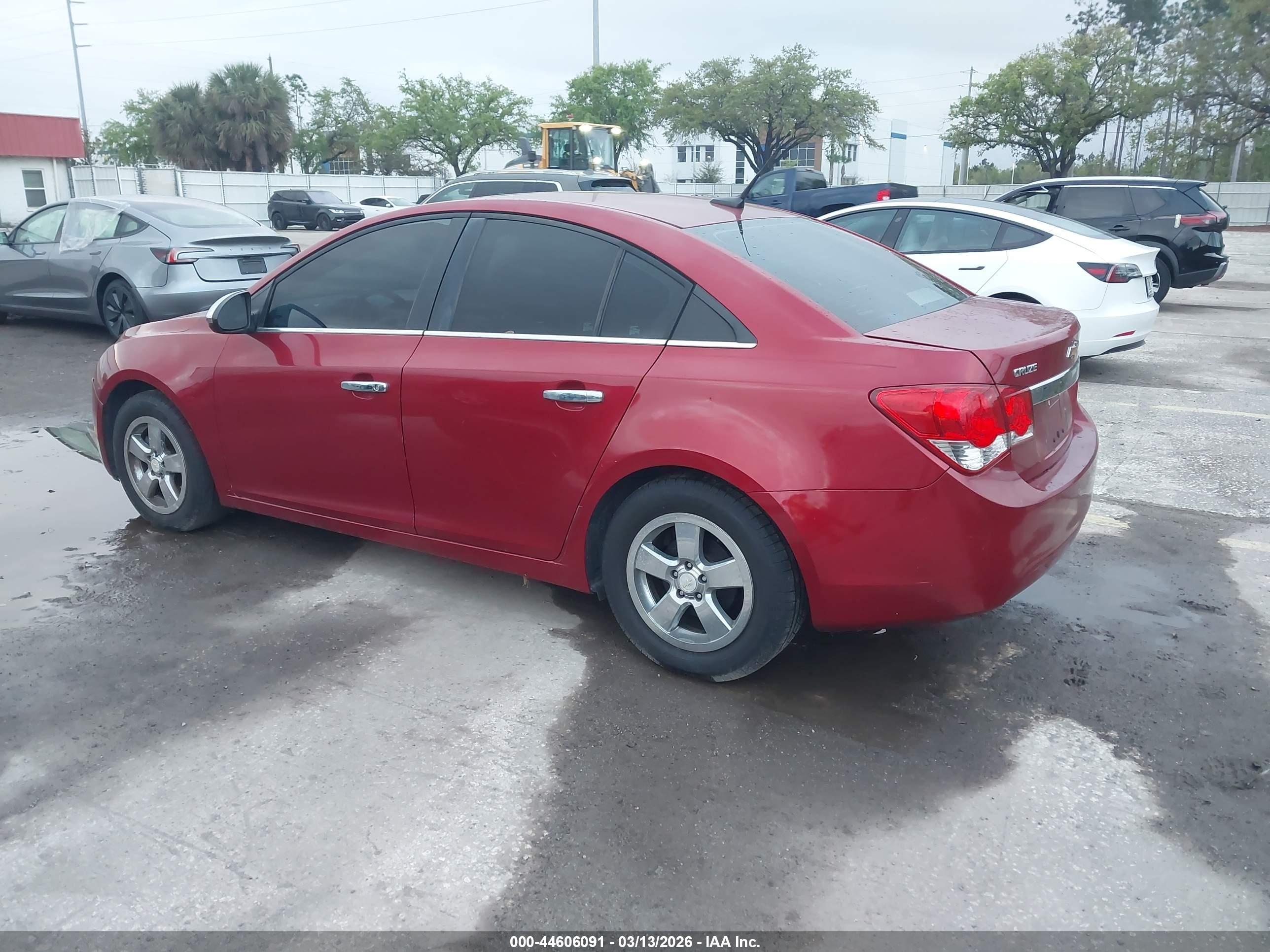 CHEVROLET CRUZE image 3