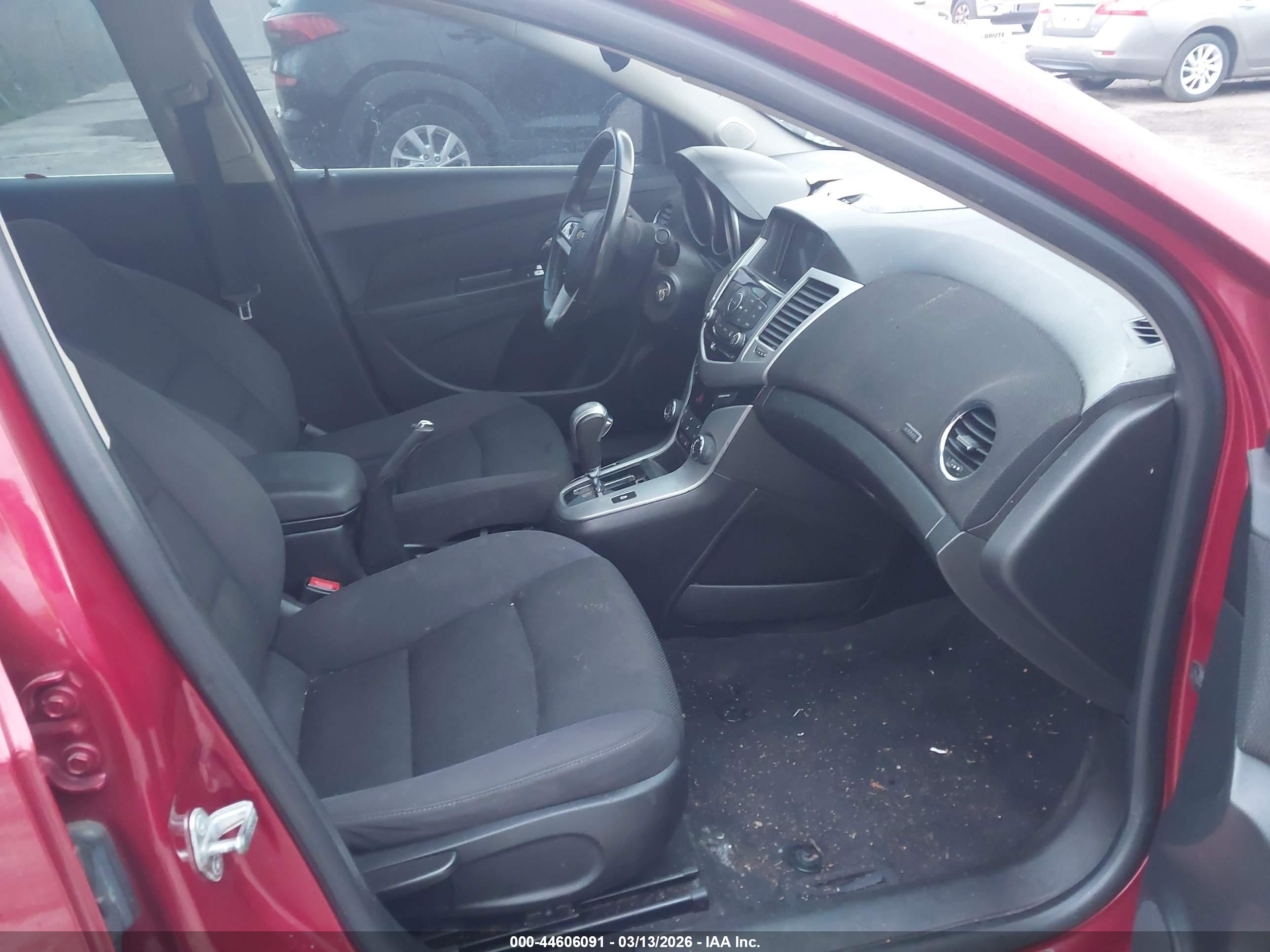 CHEVROLET CRUZE image 5