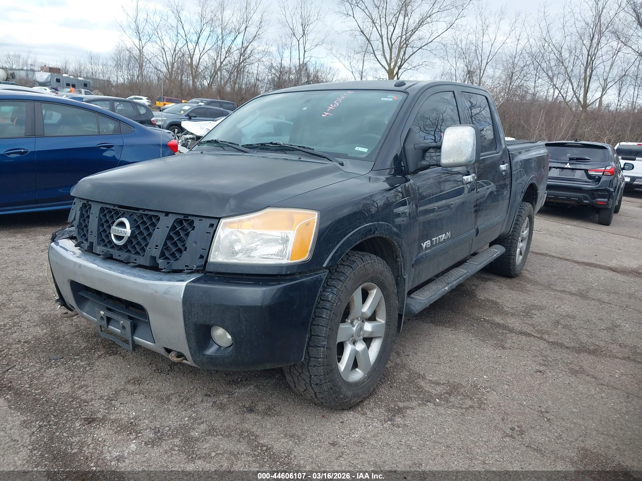 NISSAN TITAN image 2