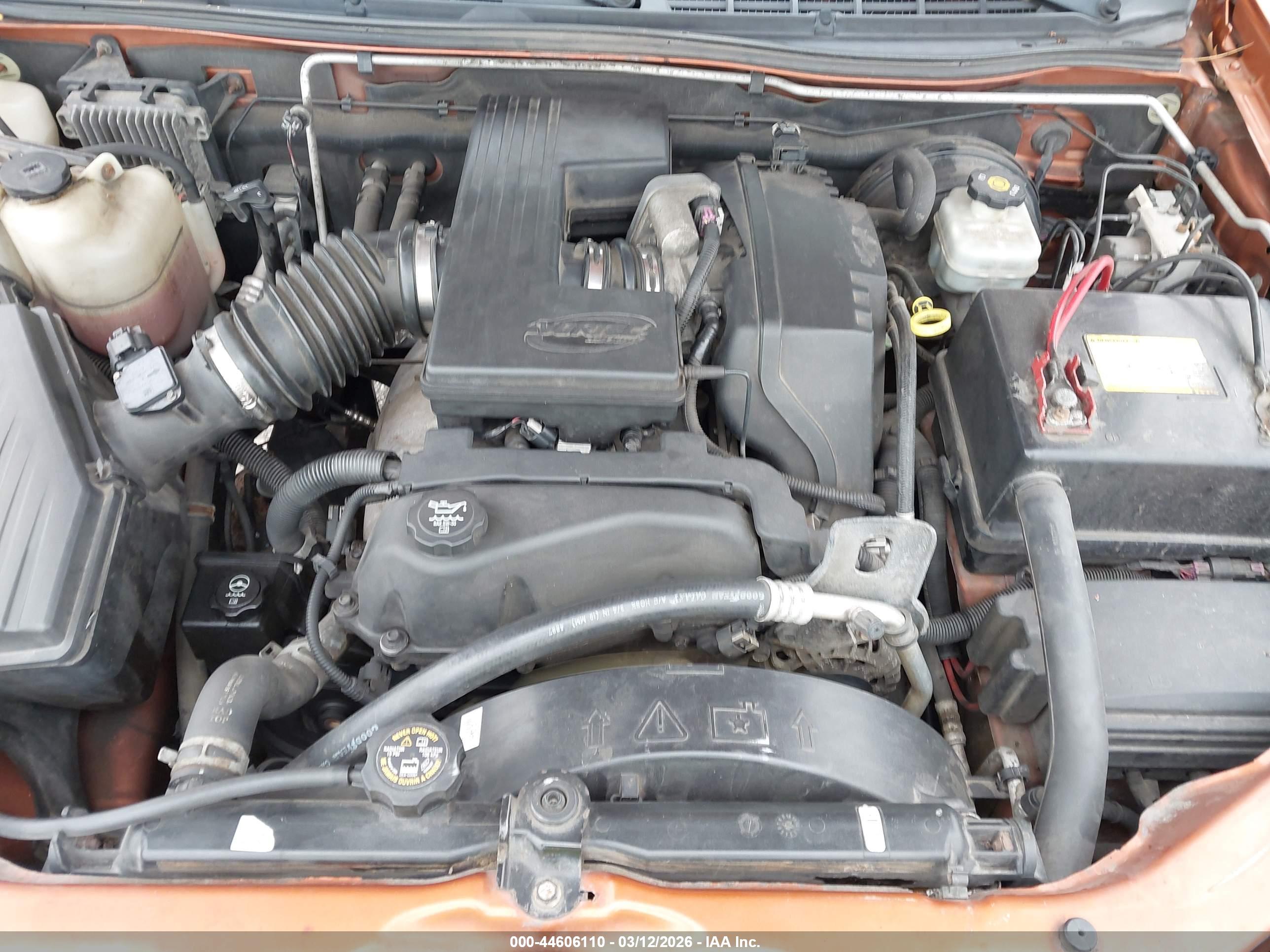 CHEVROLET COLORADO image 10