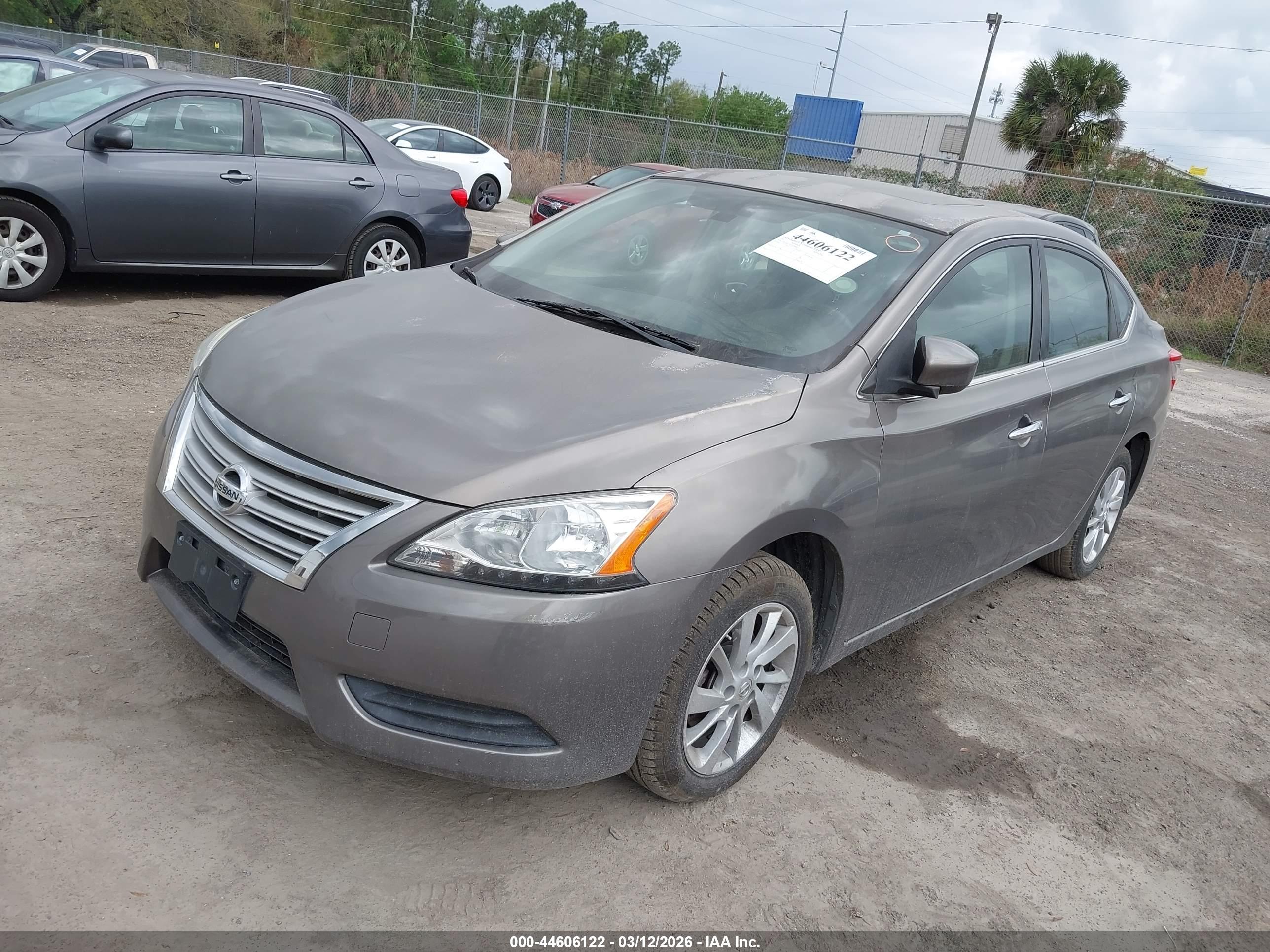 NISSAN SENTRA image 2