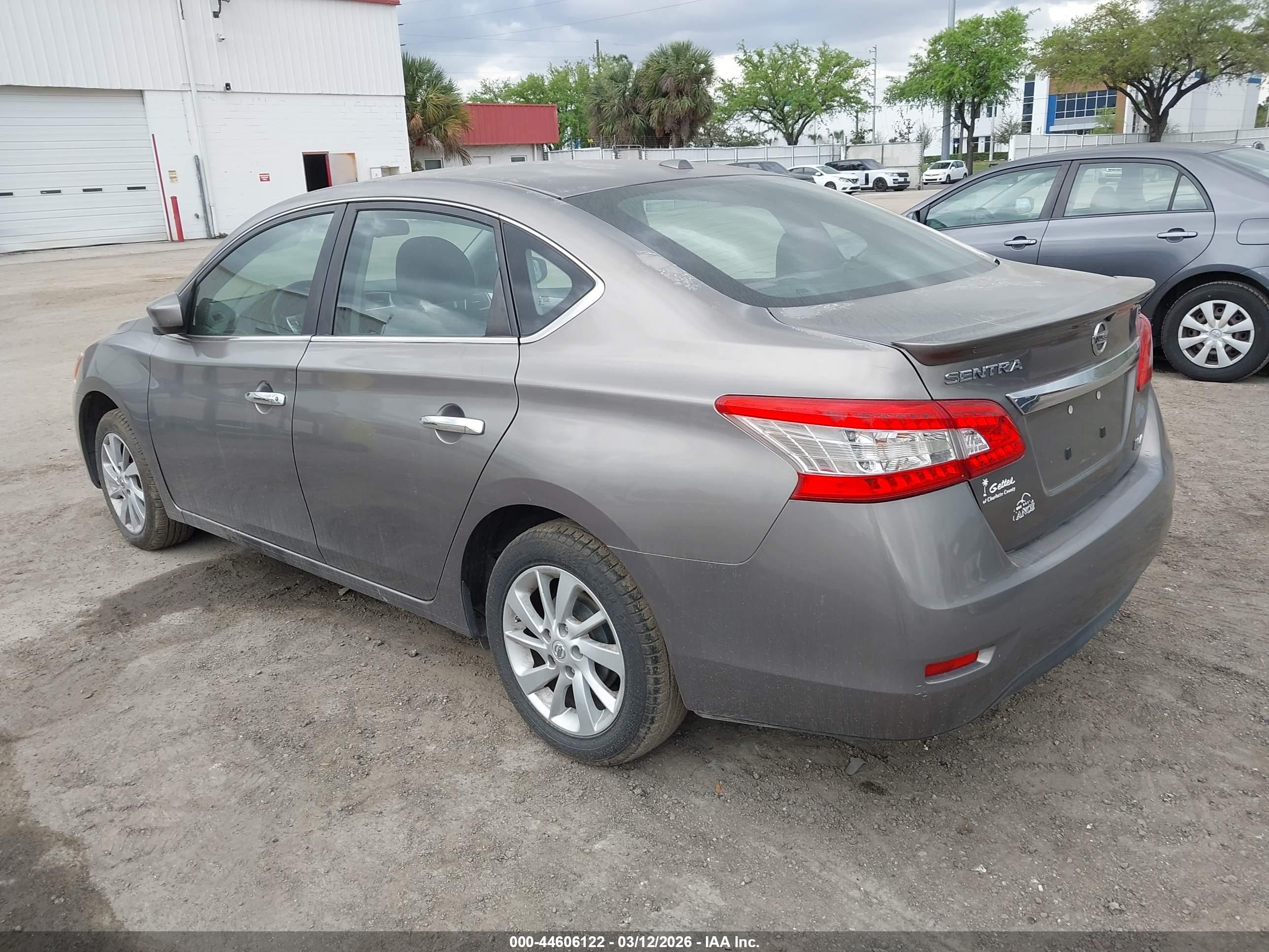 NISSAN SENTRA image 3