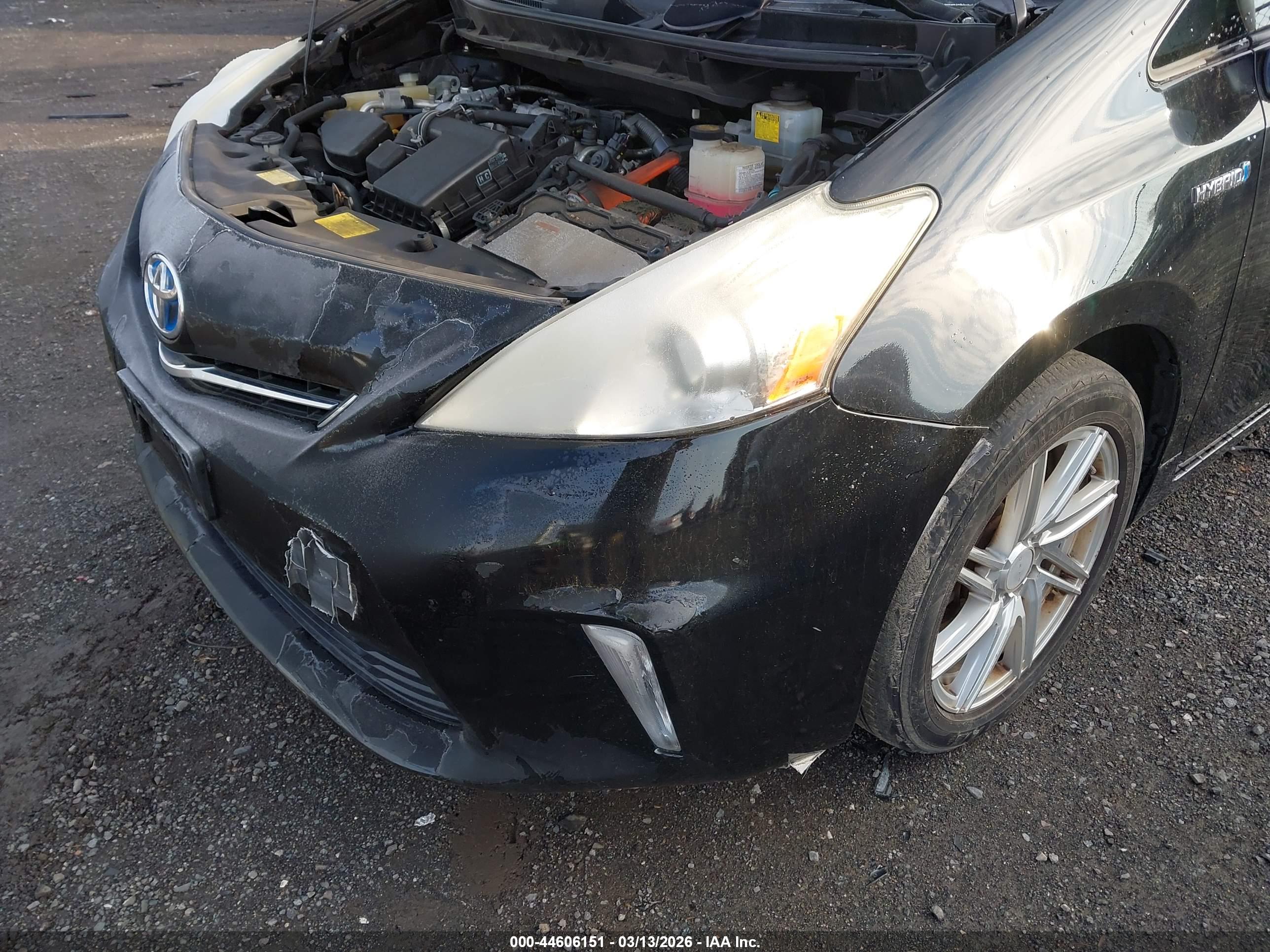 TOYOTA PRIUS image 6