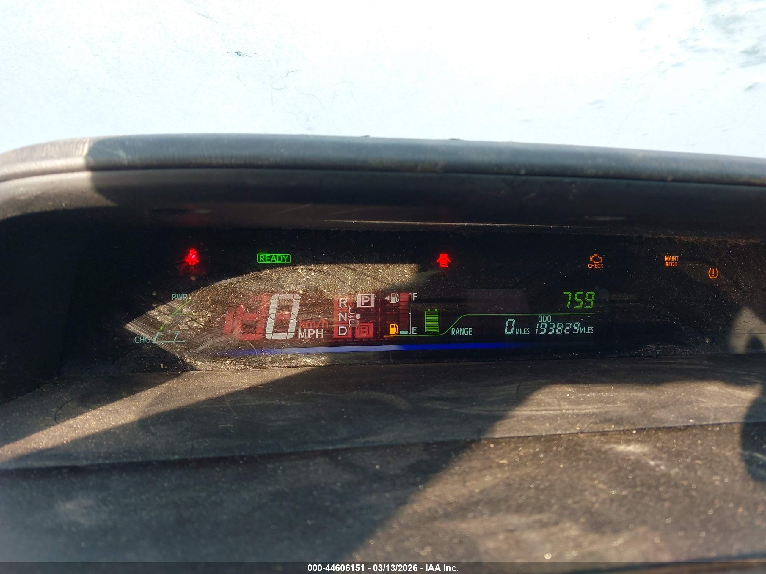 TOYOTA PRIUS image 7