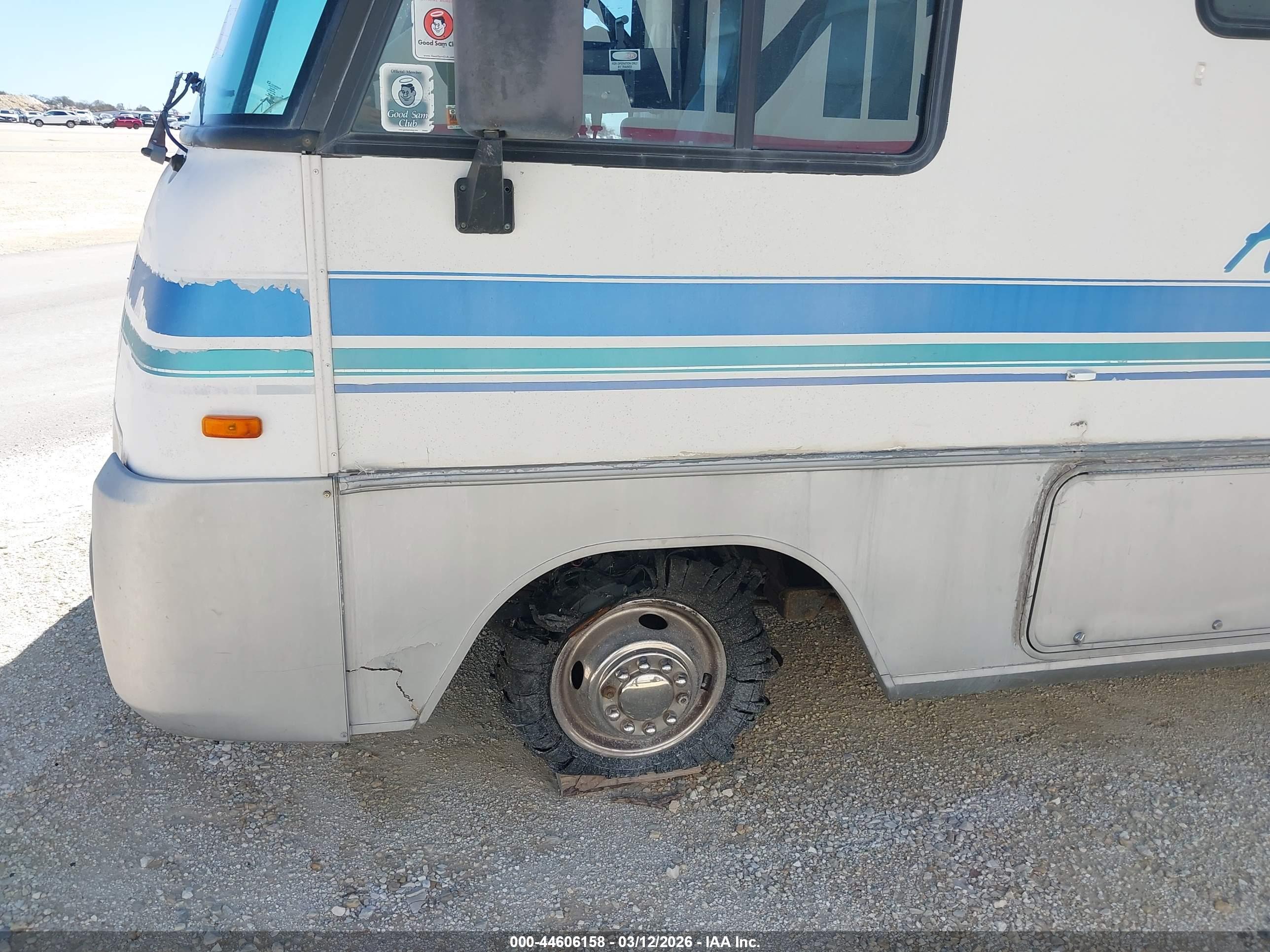 FORD F530 image 6