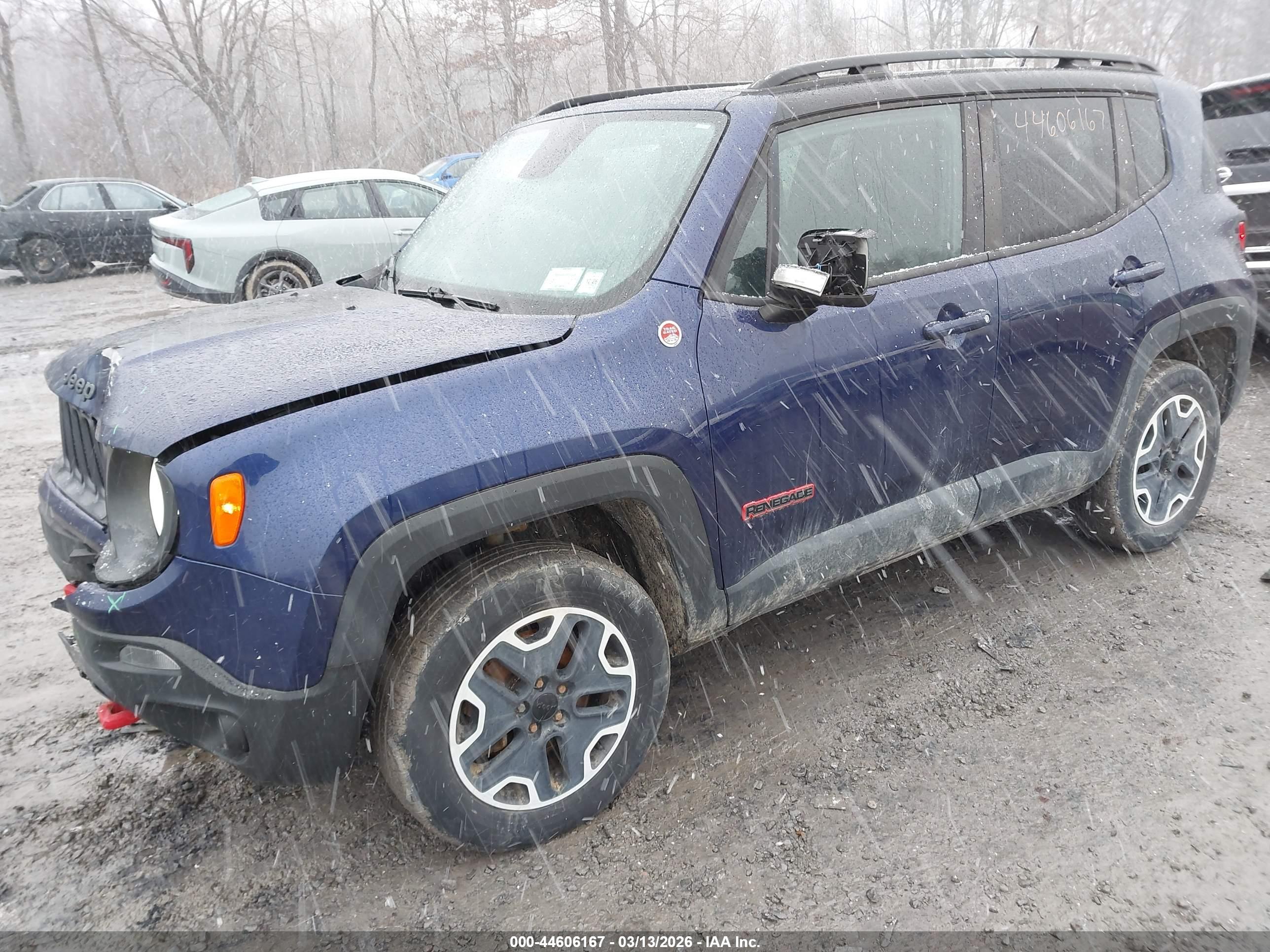 JEEP RENEGADE image 2