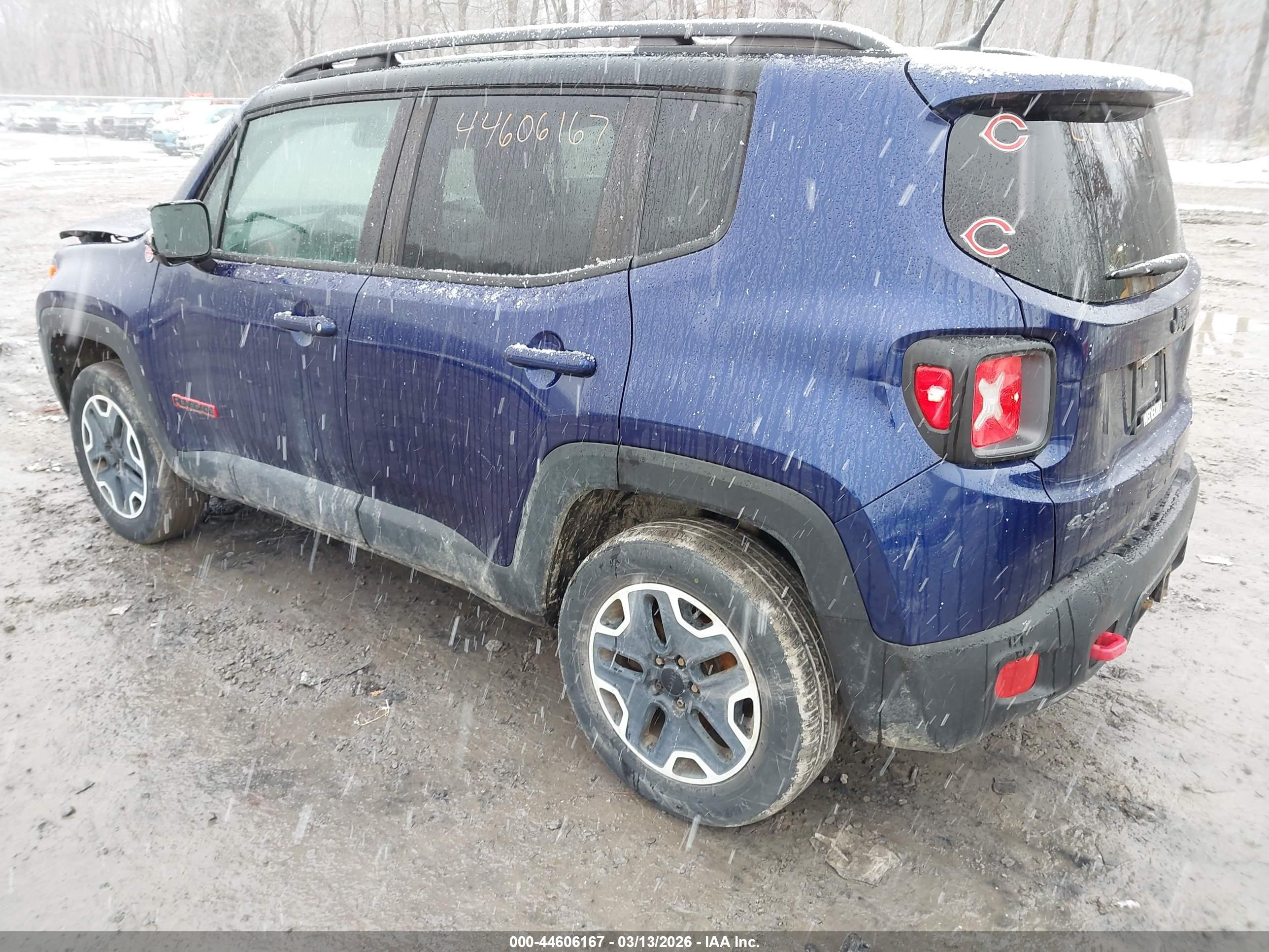 JEEP RENEGADE image 3