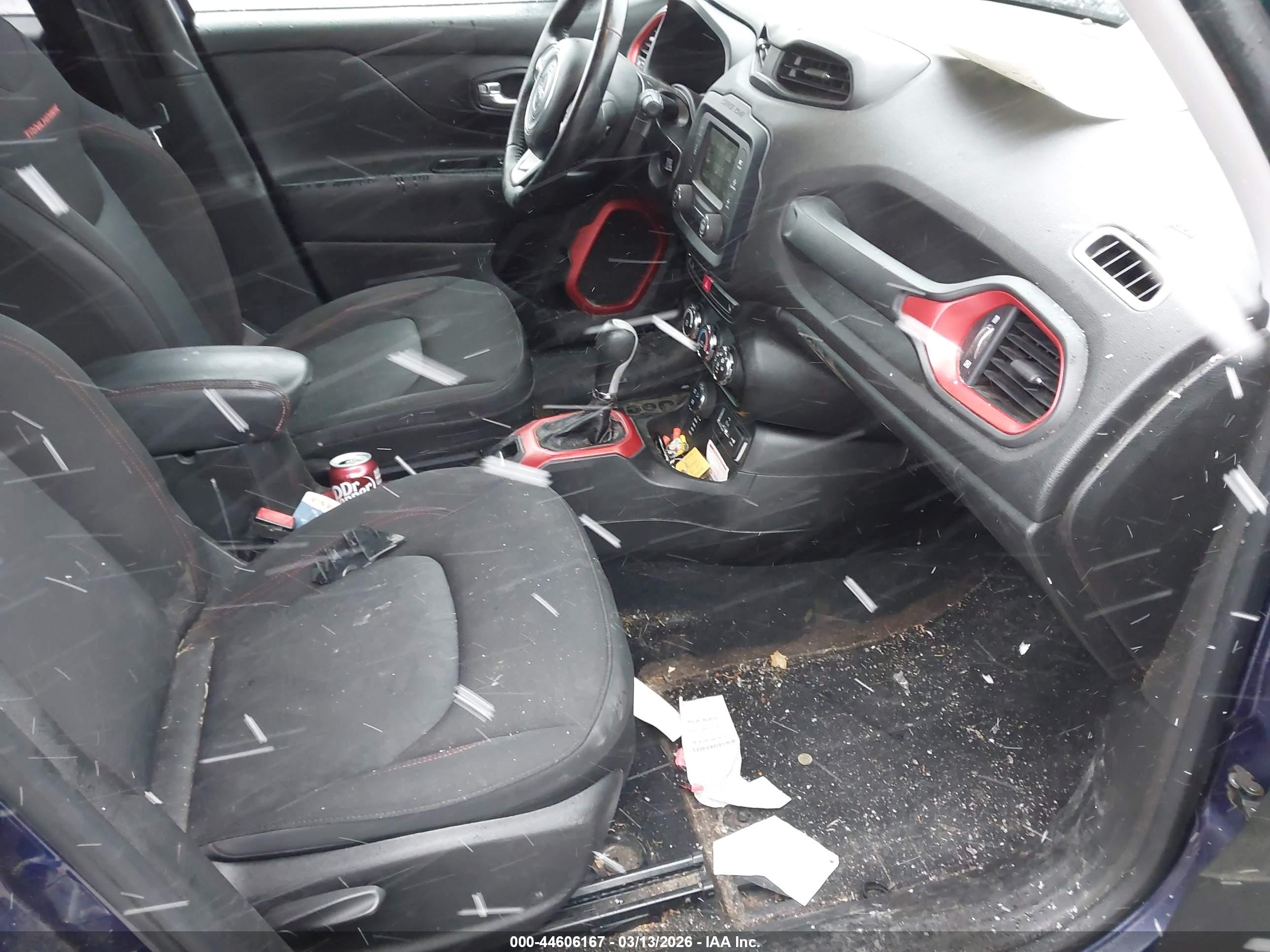 JEEP RENEGADE image 5