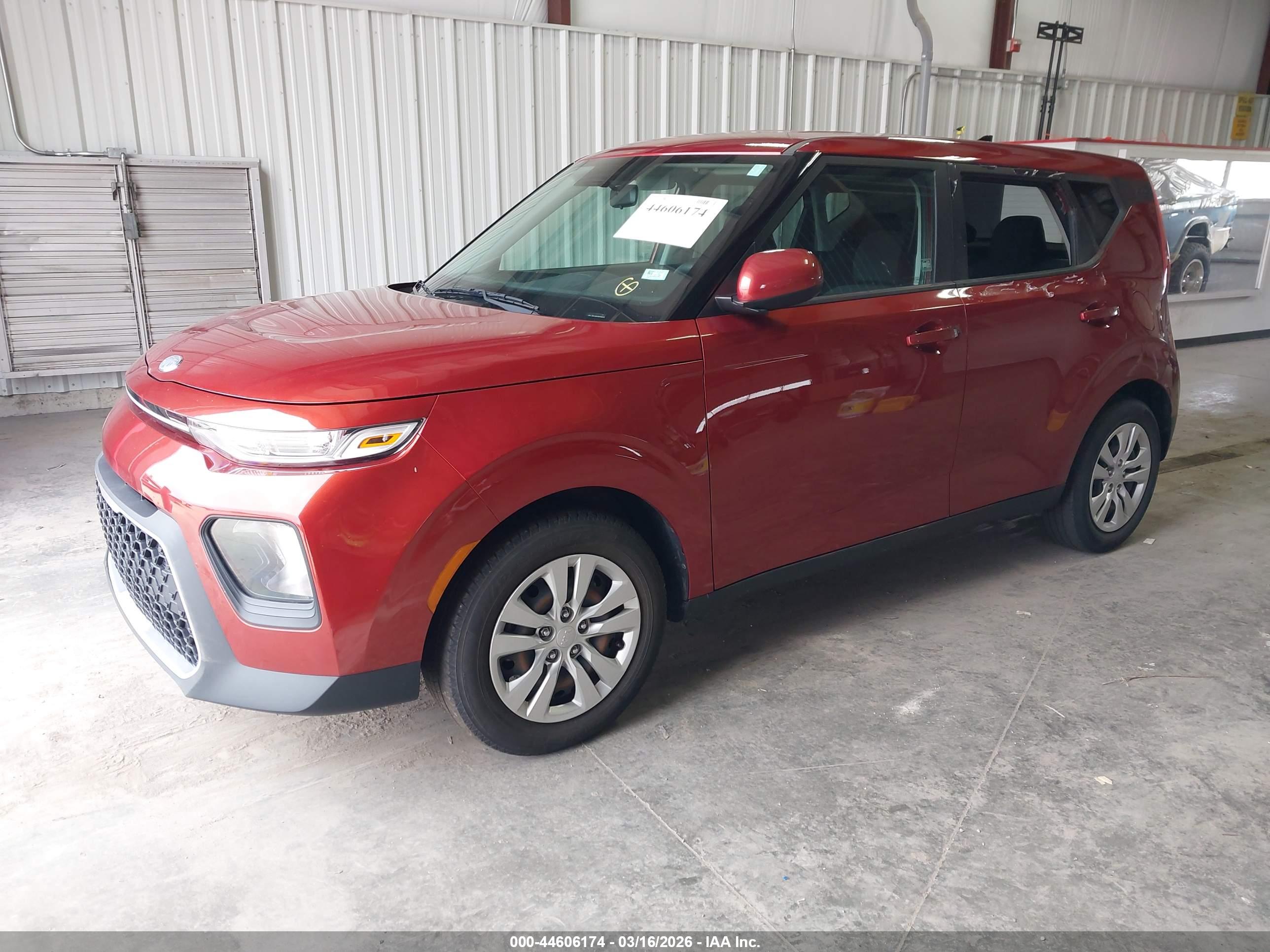 KIA SOUL image 2