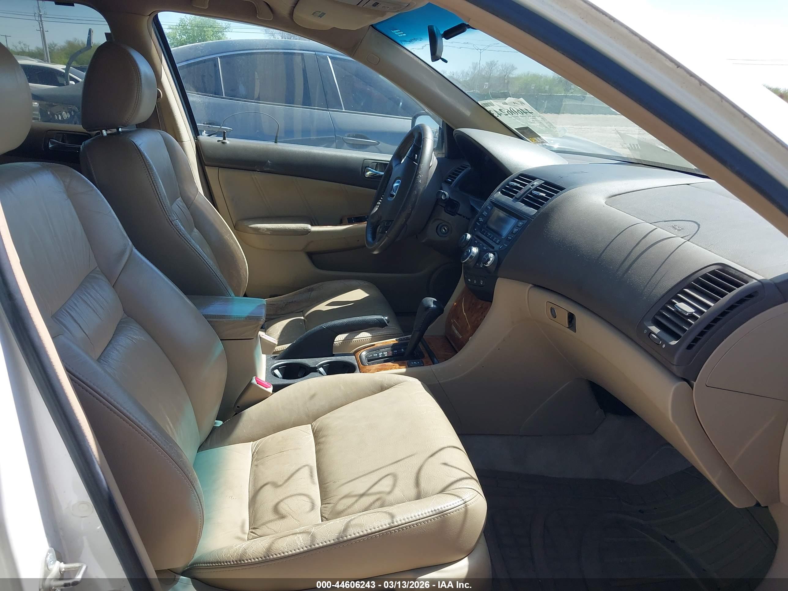 HONDA ACCORD image 5