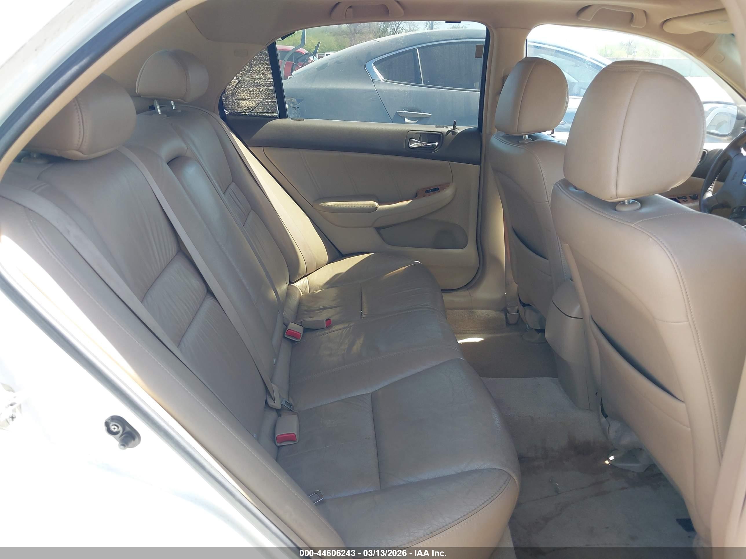 HONDA ACCORD image 8