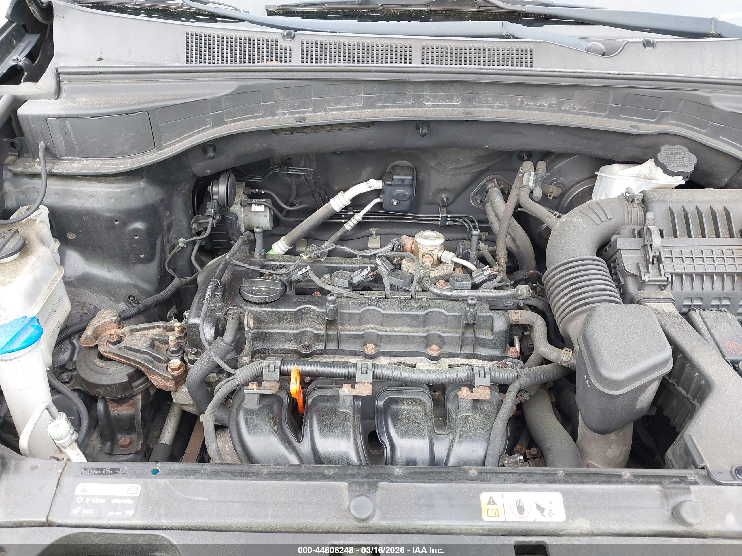 HYUNDAI SANTA image 10