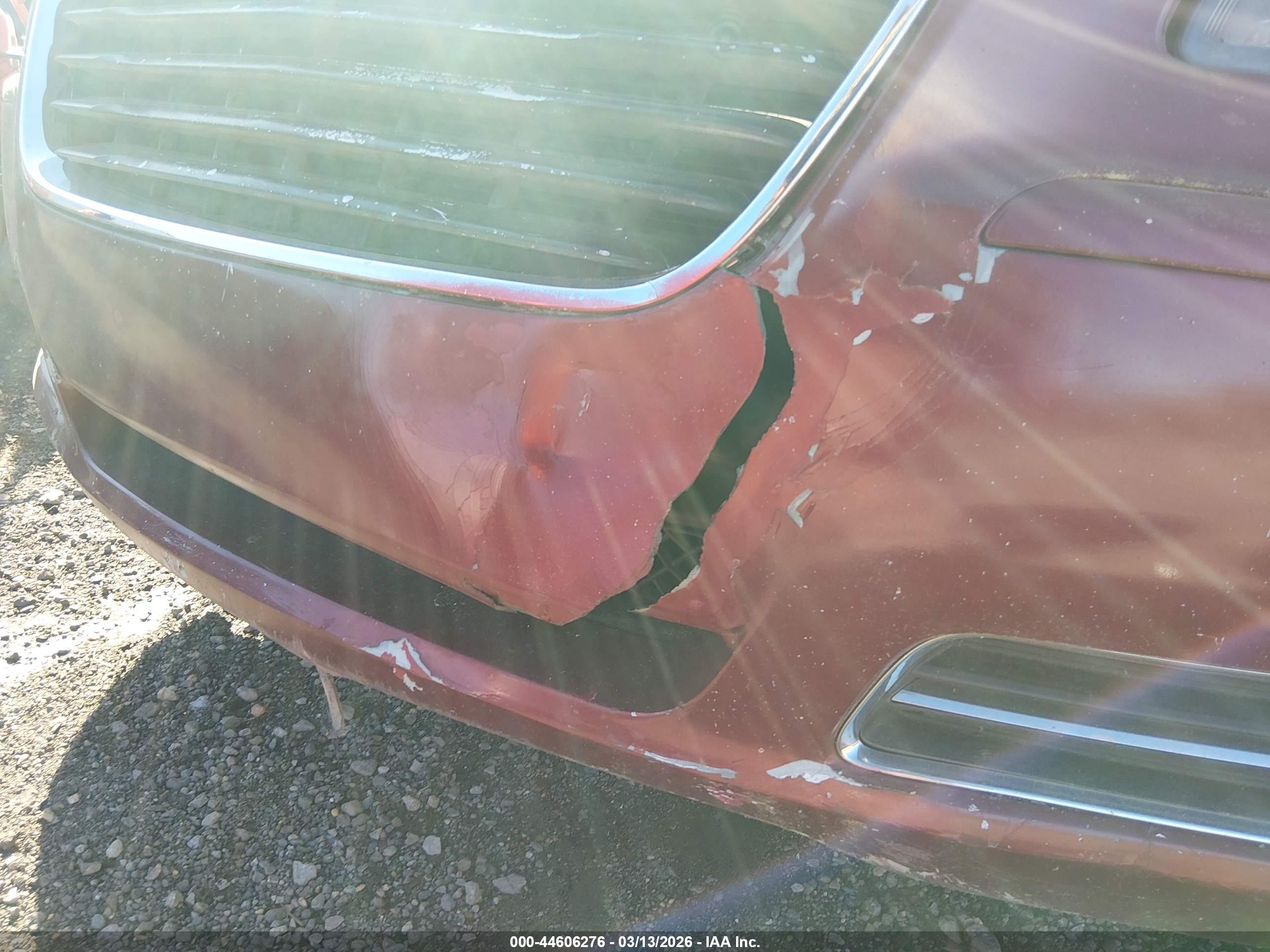 CHRYSLER 300 image 6