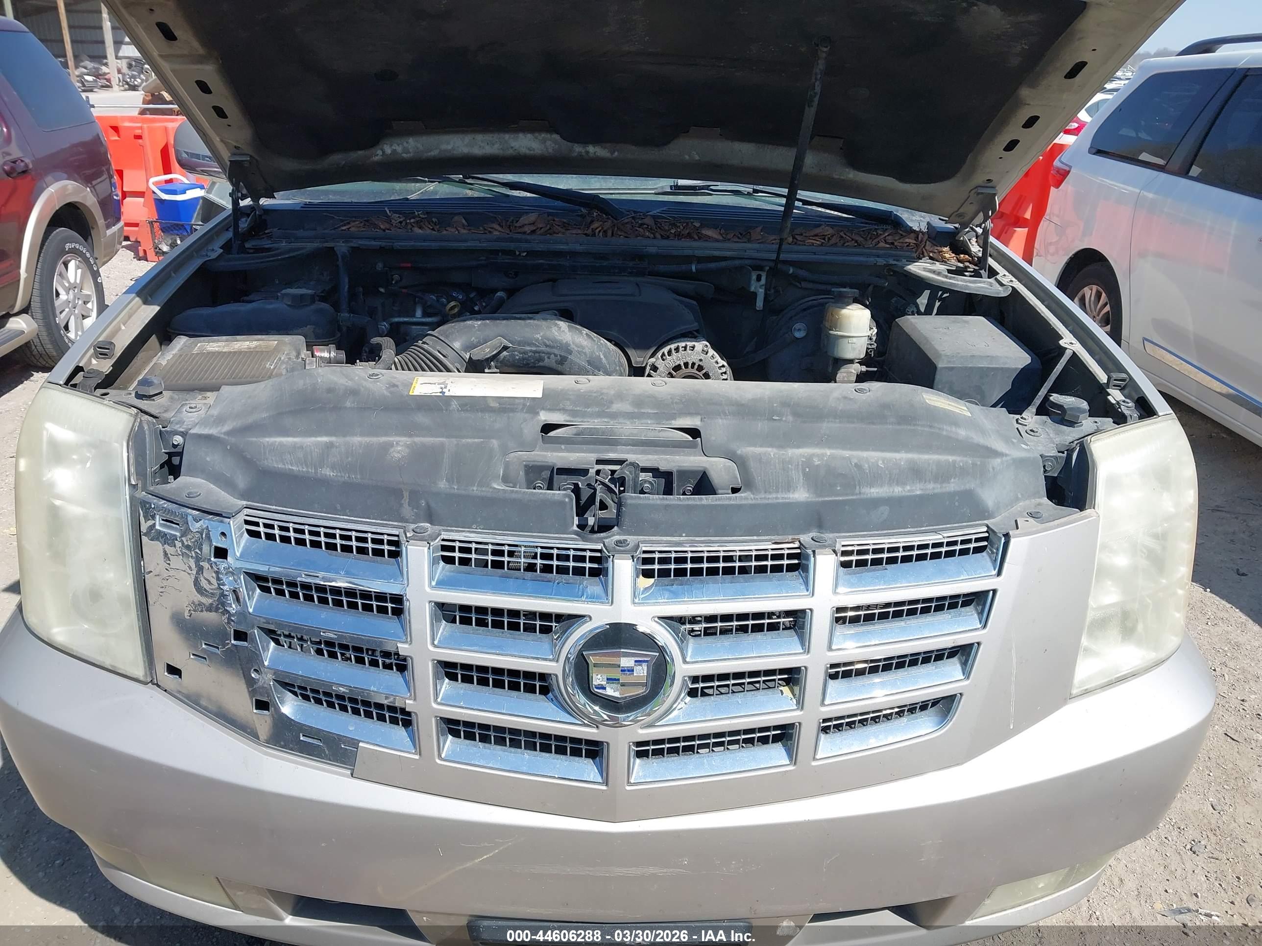 CADILLAC ESCALADE image 10