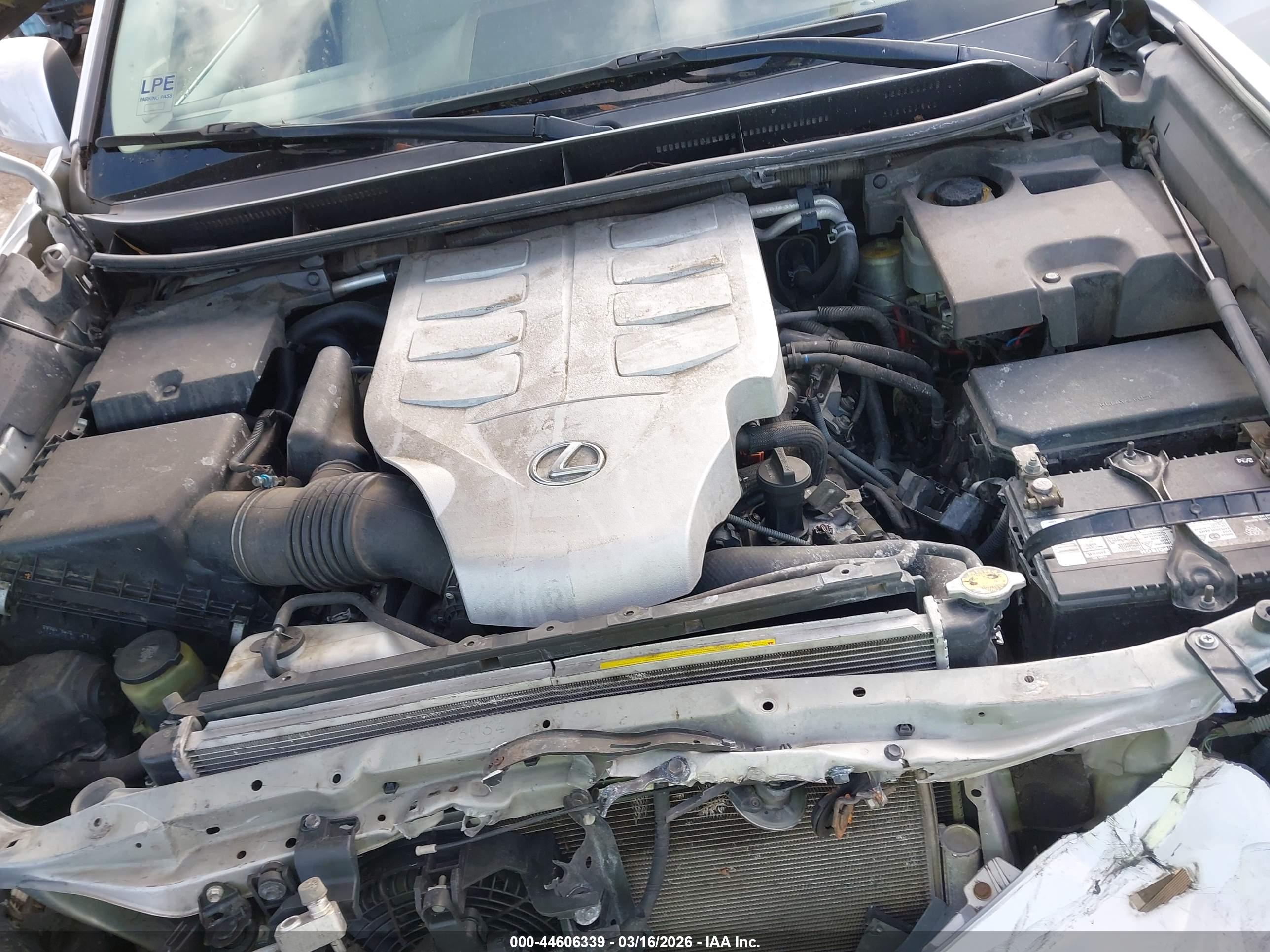 LEXUS GX image 10
