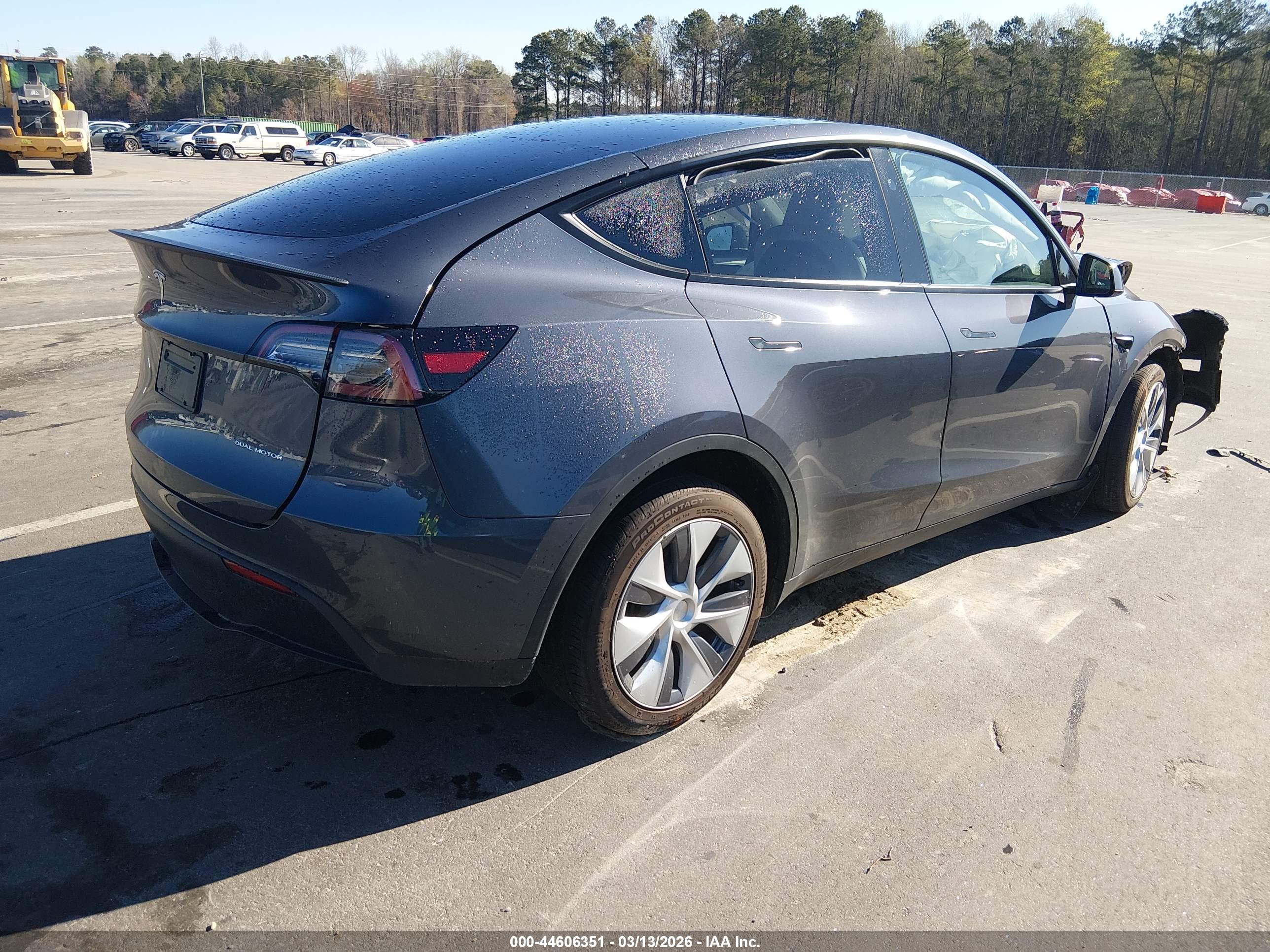 TESLA MODEL image 4