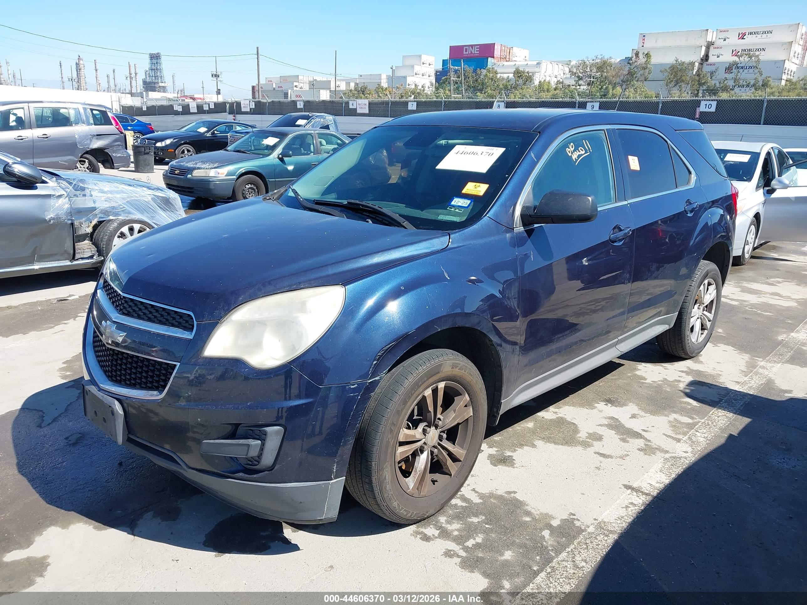 CHEVROLET EQUINOX image 2