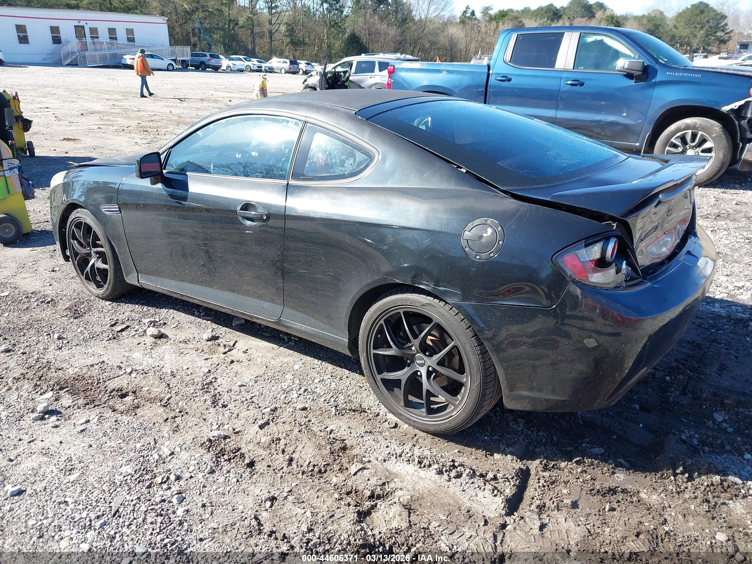 HYUNDAI TIBURON image 3
