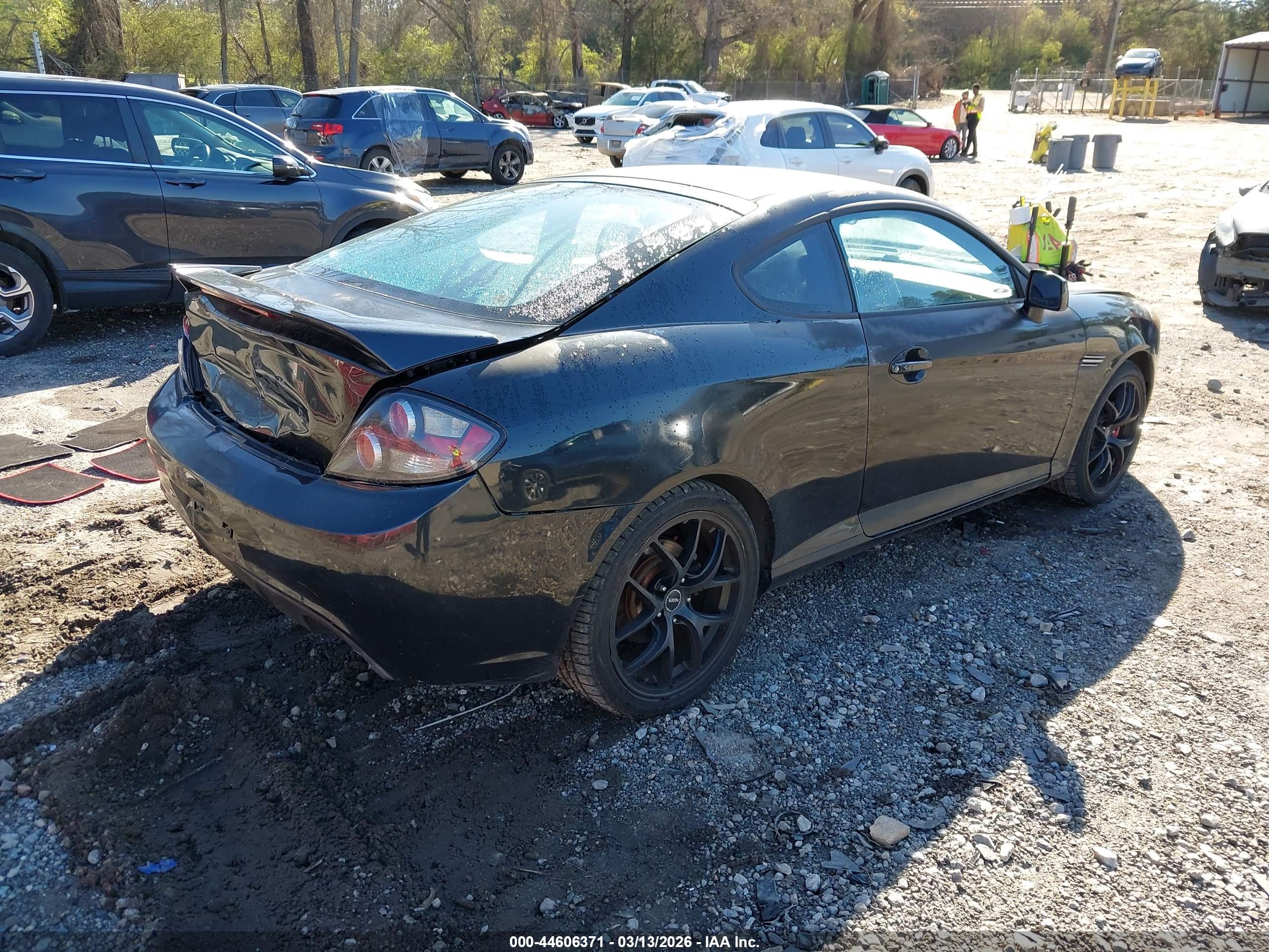 HYUNDAI TIBURON image 4