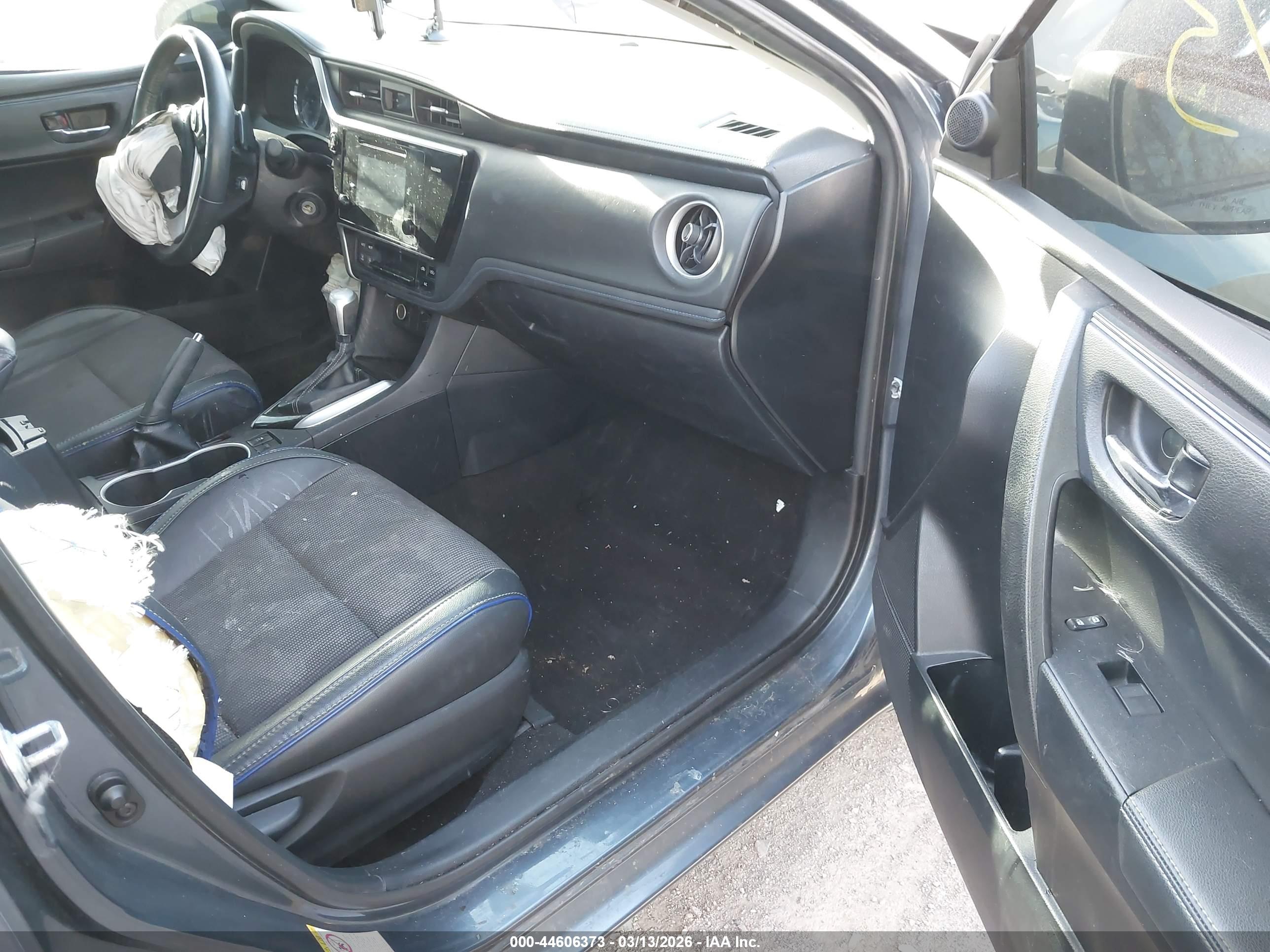 TOYOTA COROLLA image 5
