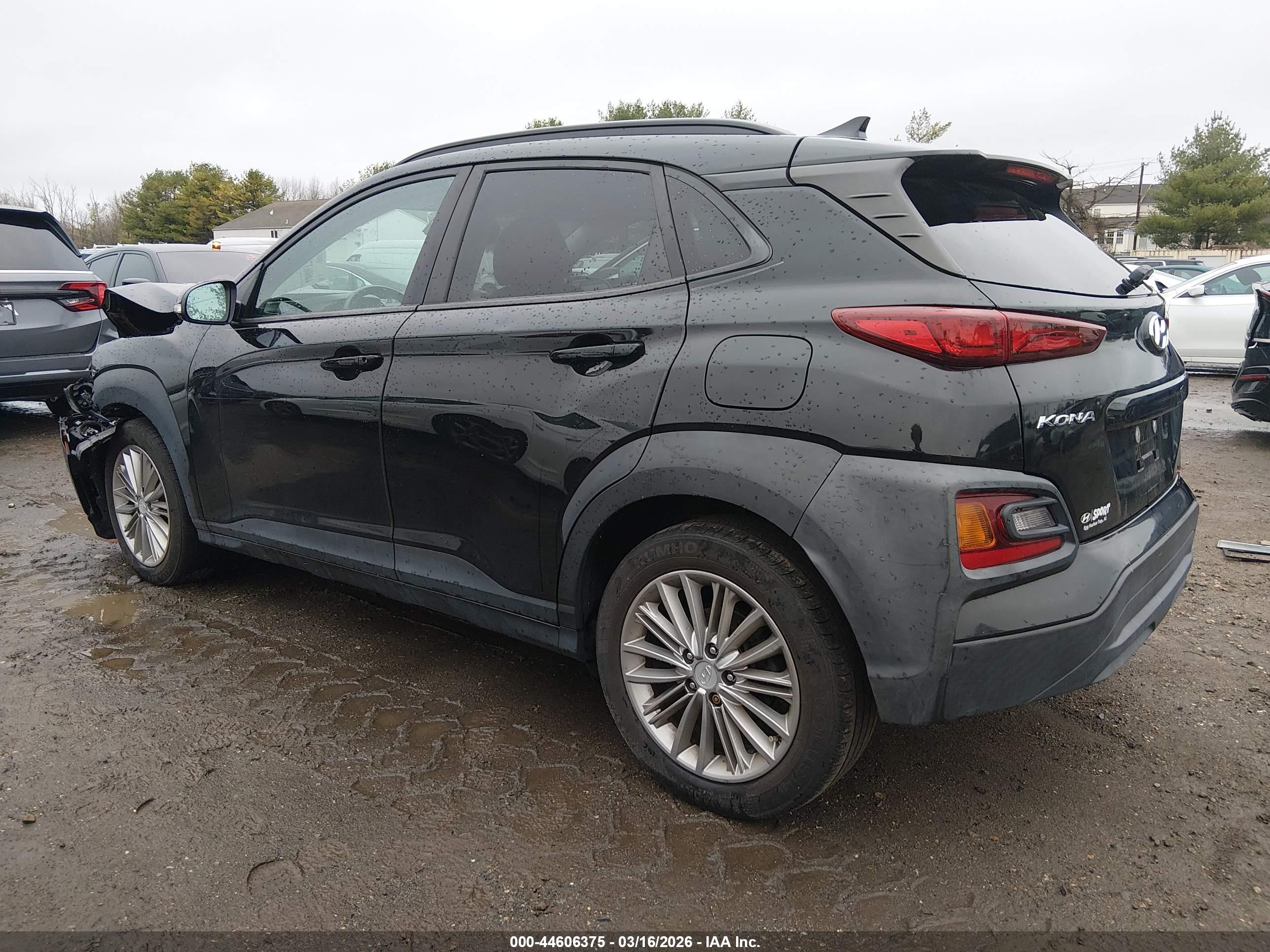 HYUNDAI KONA image 3