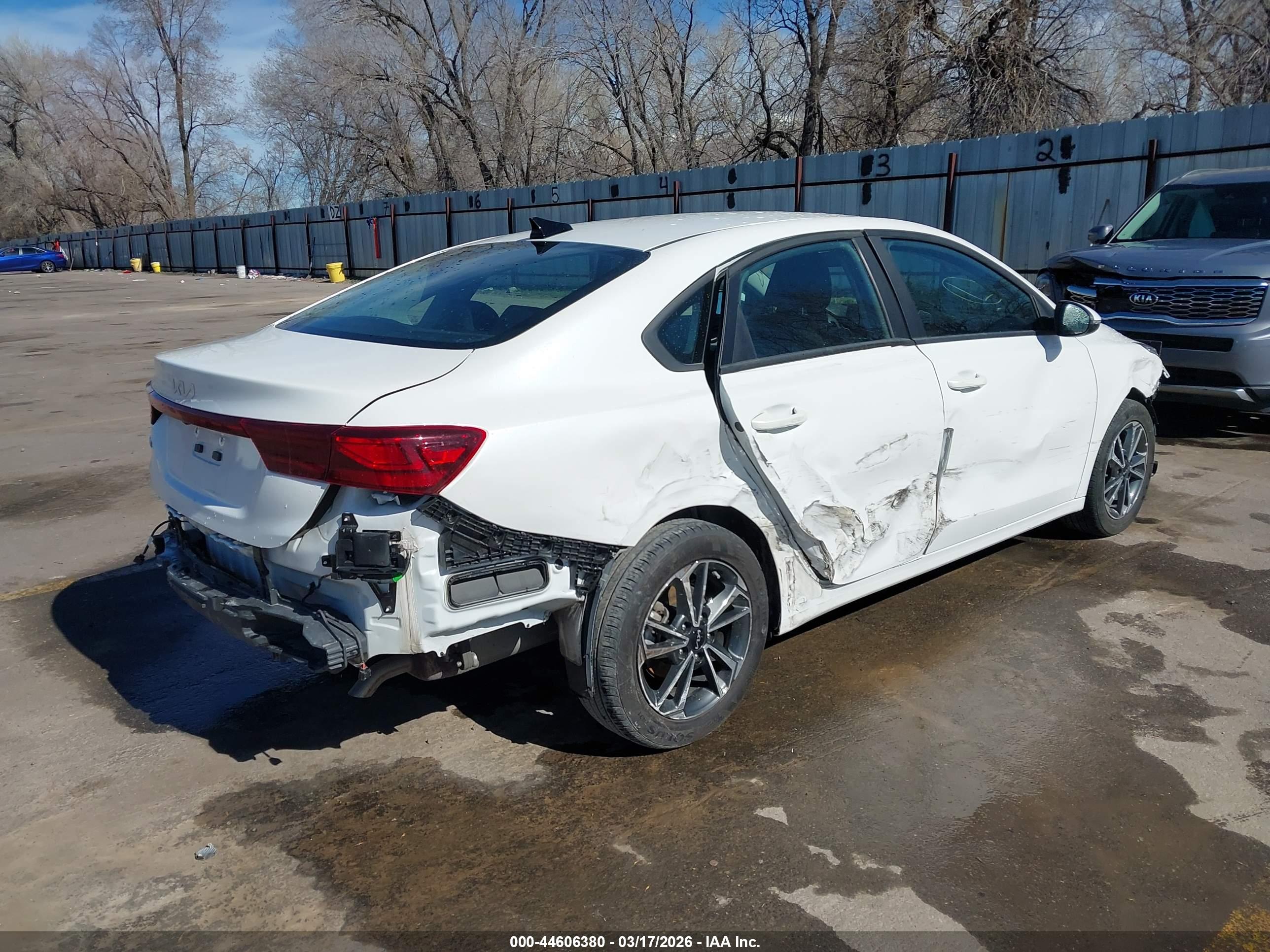 KIA FORTE image 4