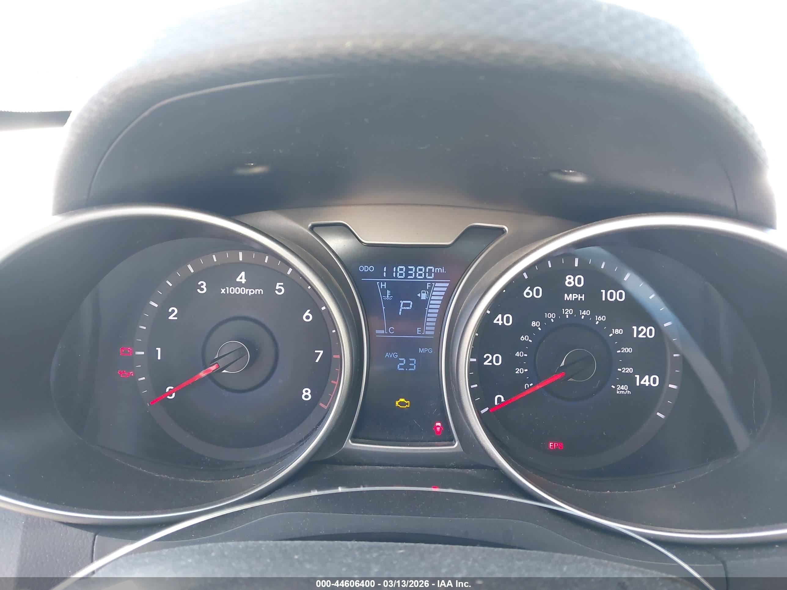 HYUNDAI VELOSTER image 7