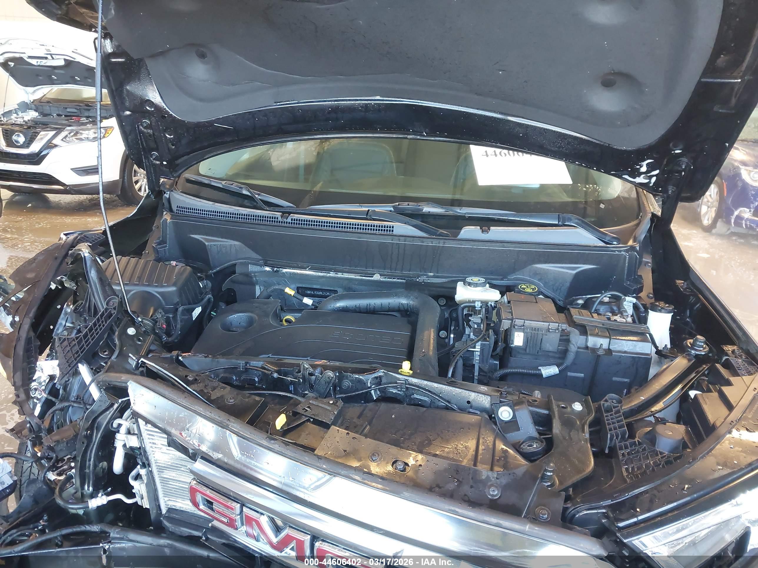 GMC TERRAIN image 10