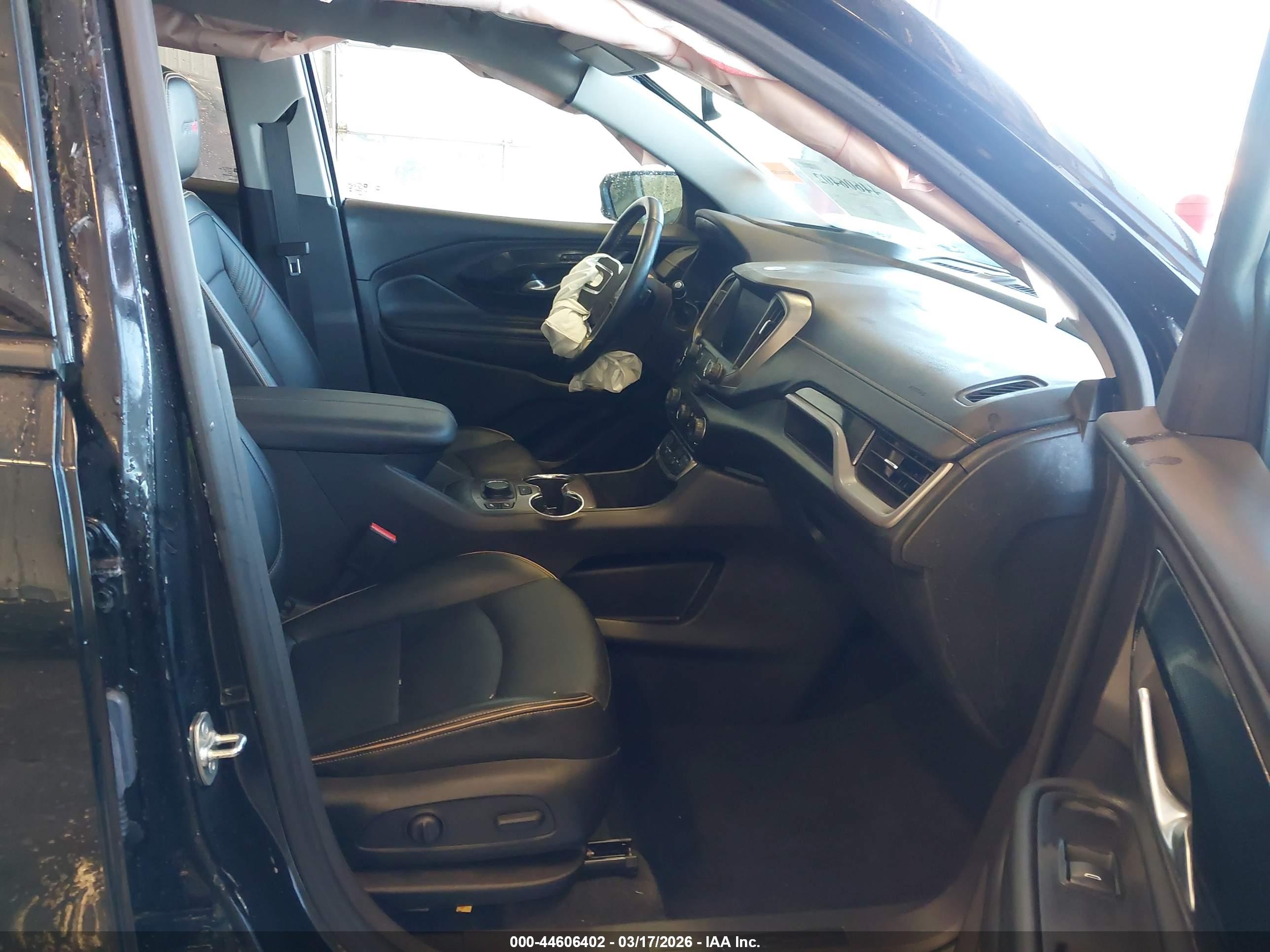 GMC TERRAIN image 5