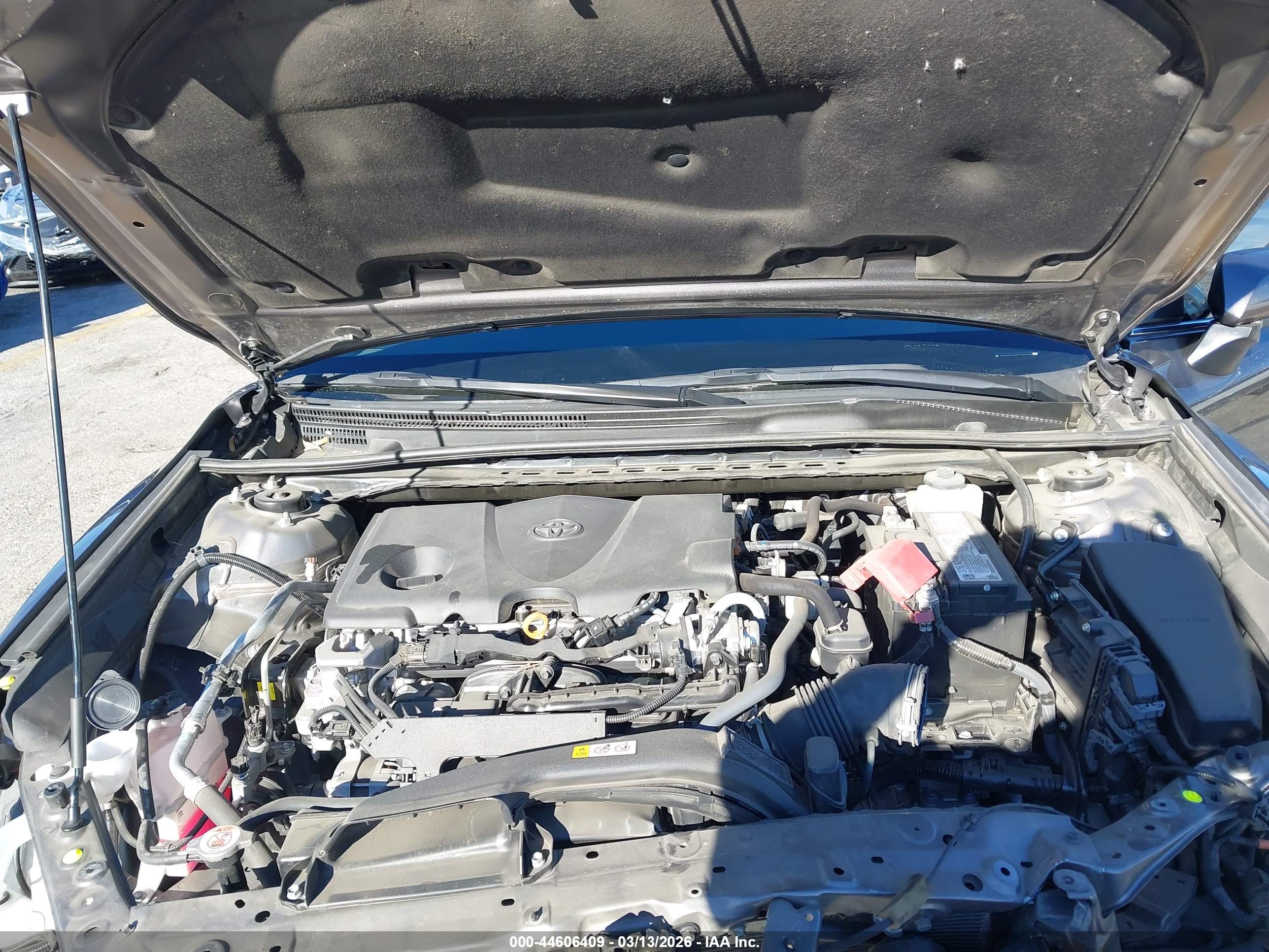 TOYOTA CAMRY image 10