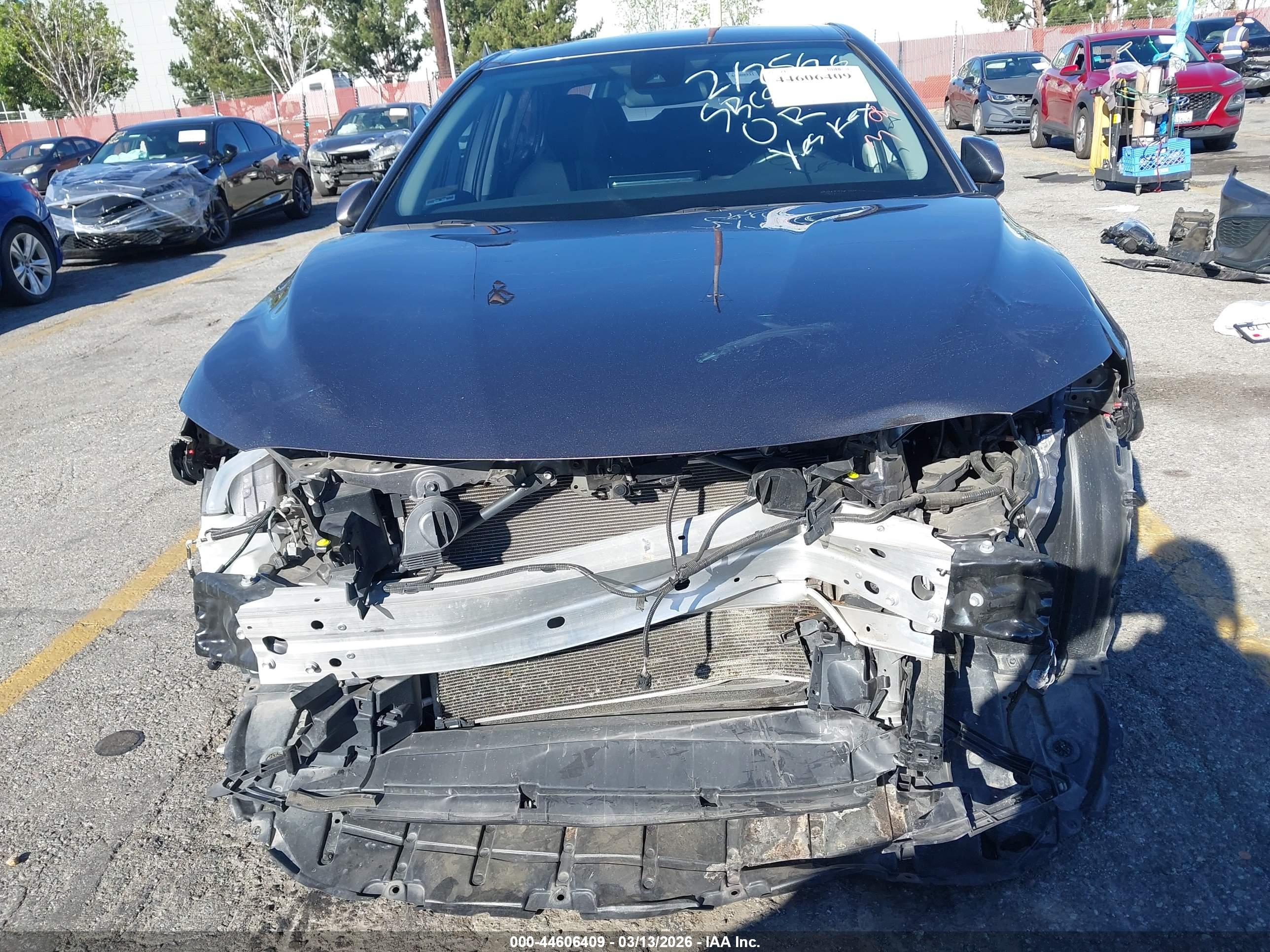 TOYOTA CAMRY image 6