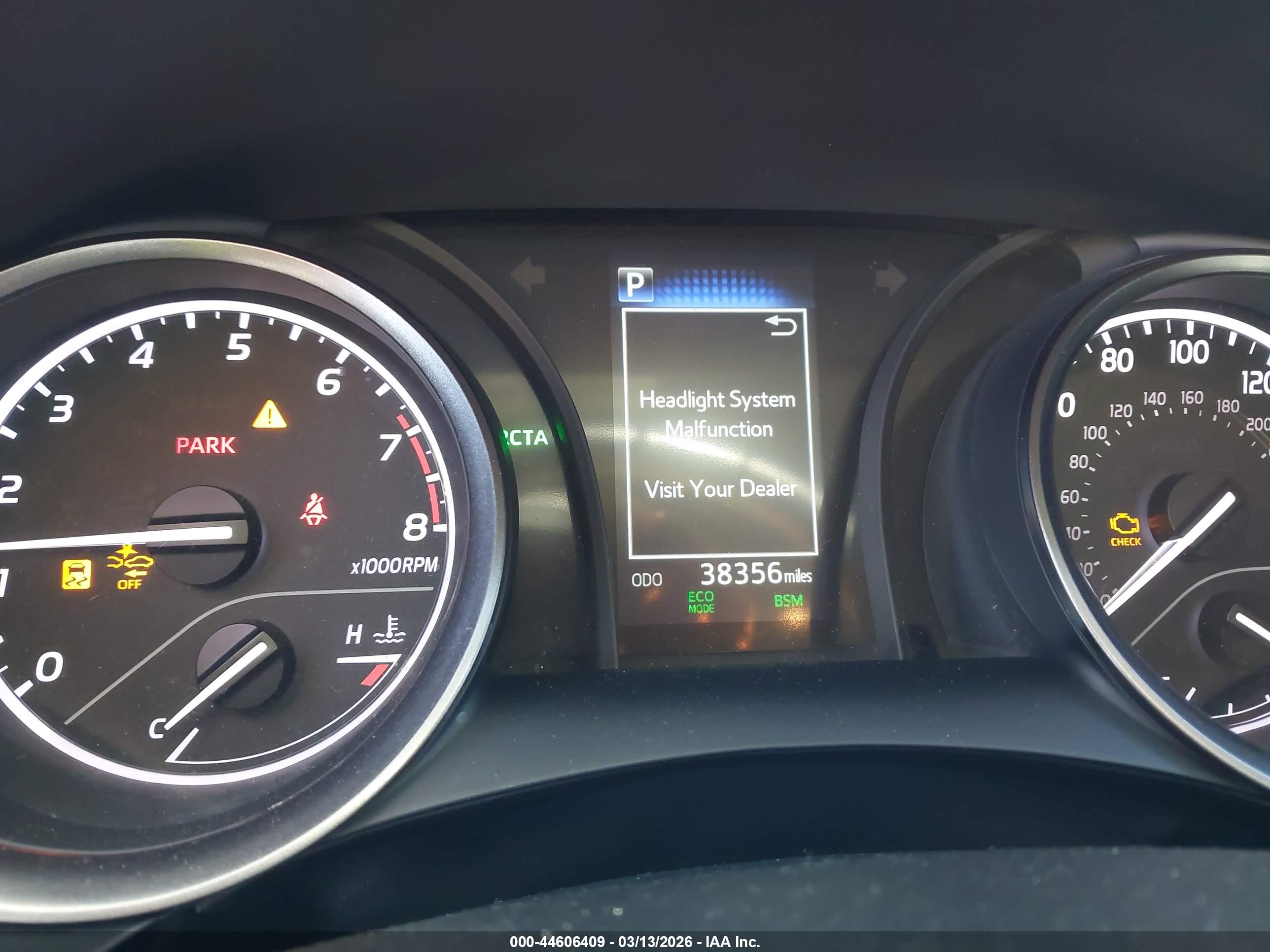 TOYOTA CAMRY image 7