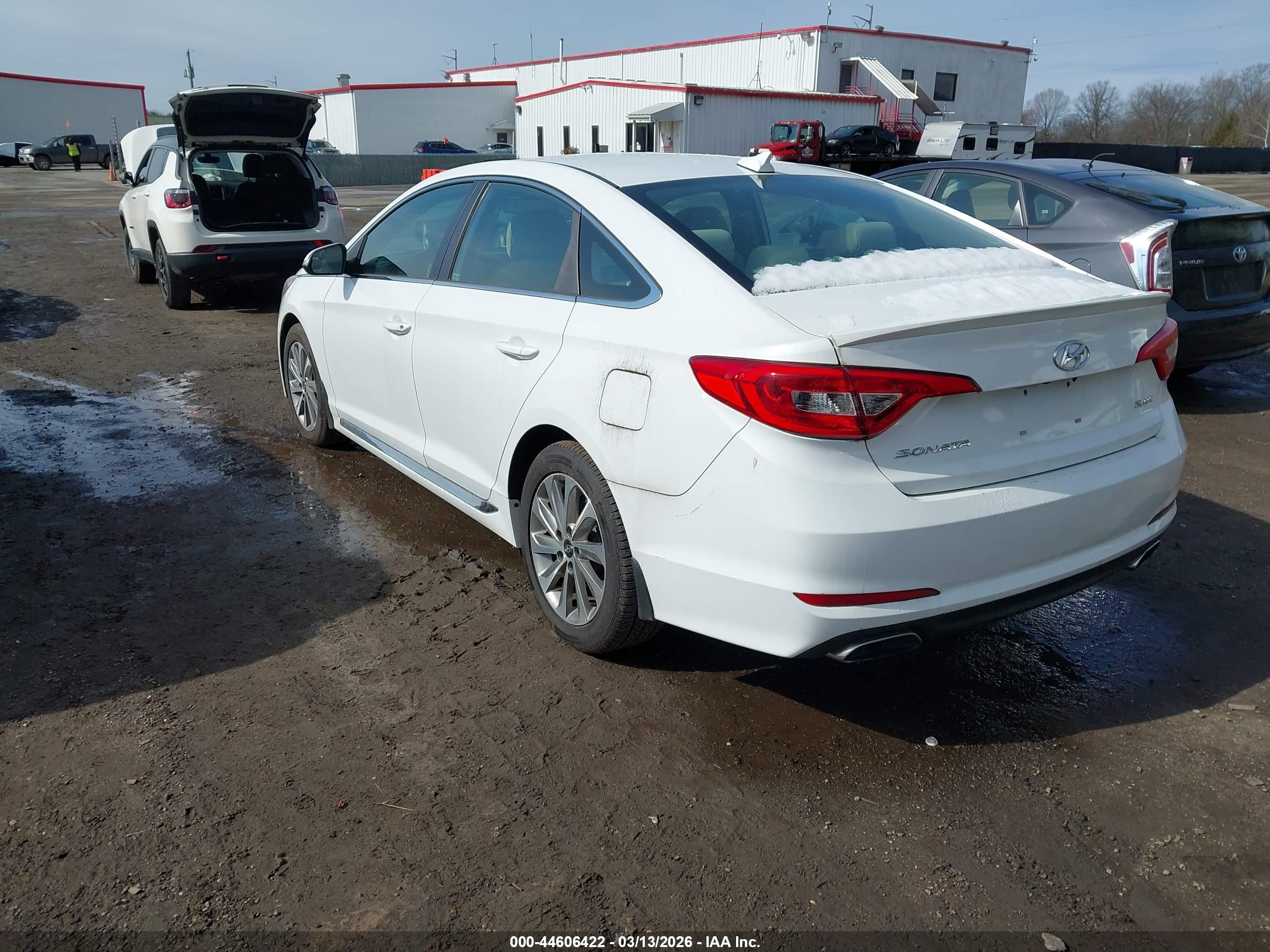 HYUNDAI SONATA image 3