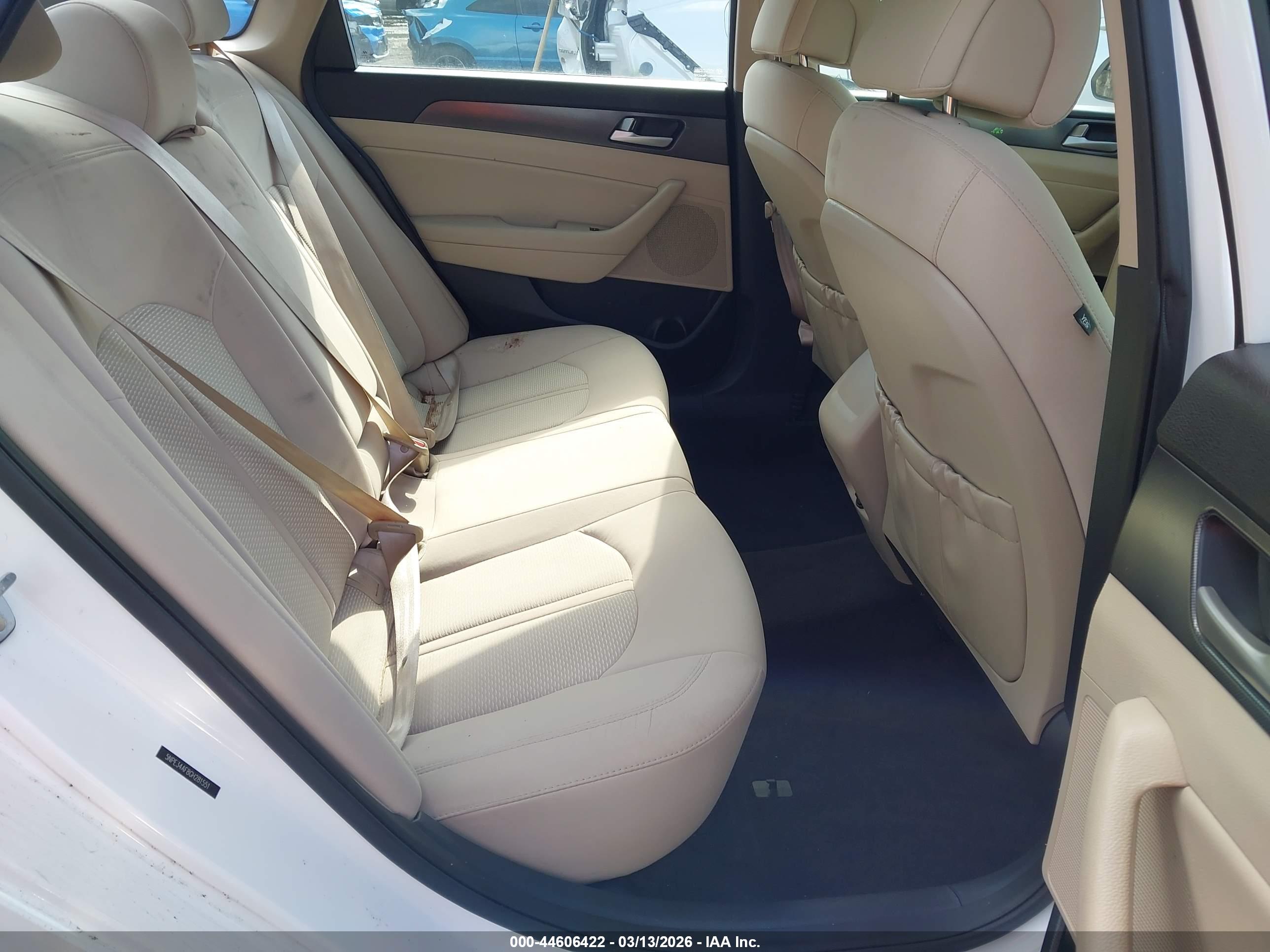 HYUNDAI SONATA image 8