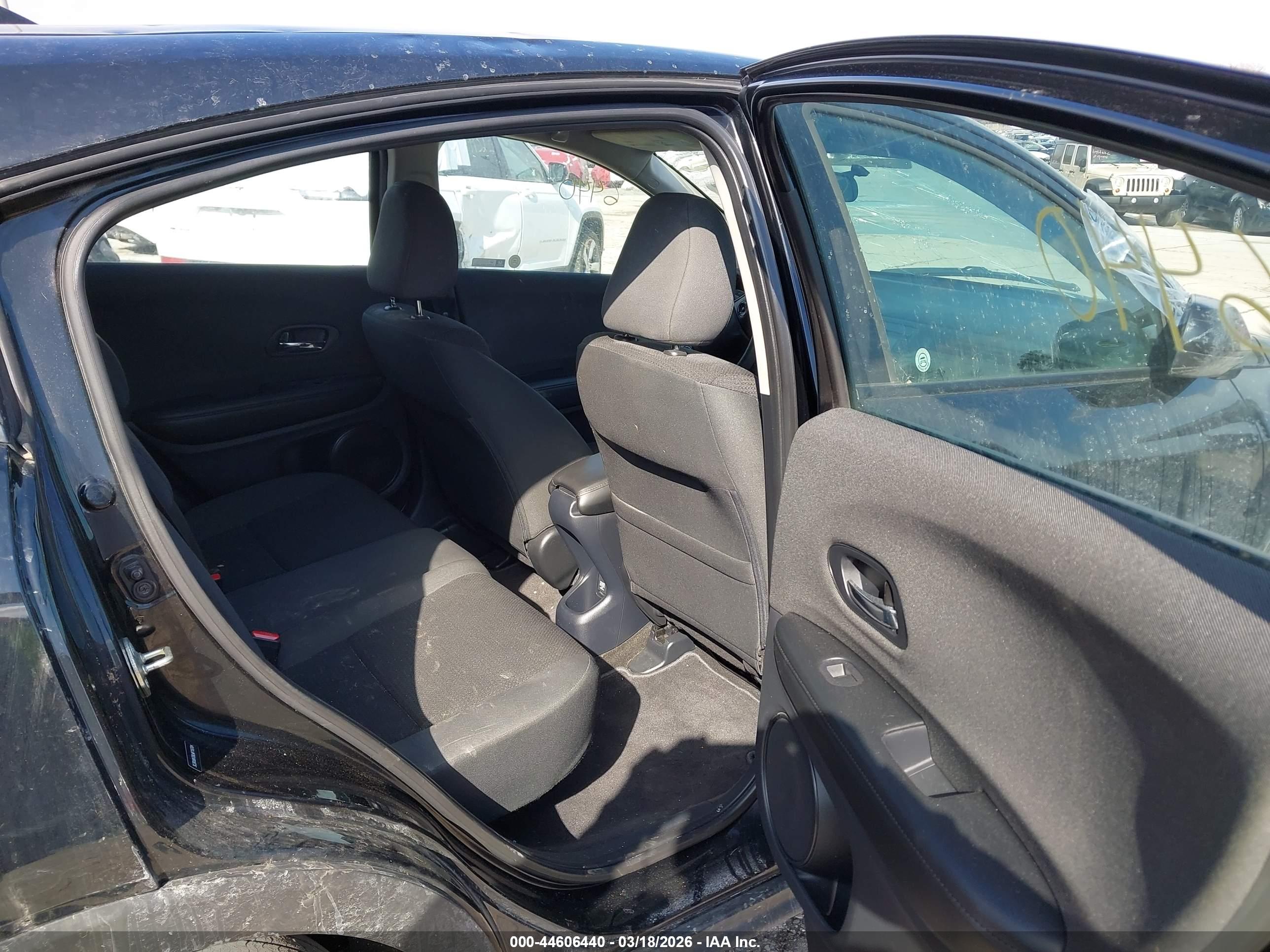 HONDA HR-V image 8